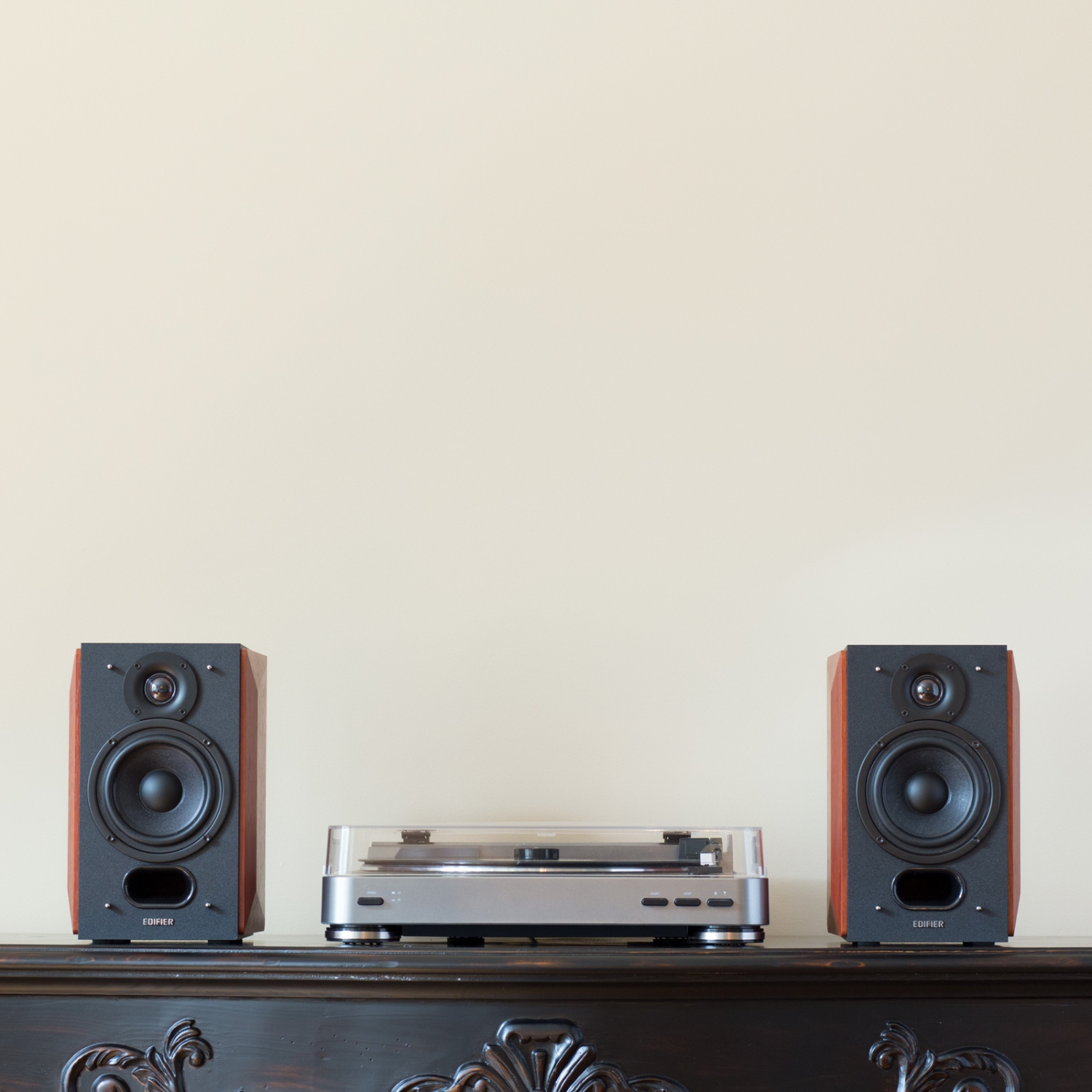 Edifier P17 Passive Bookshelf Speakers, 2-way Speakers with Built-in Wall-Mount Bracket - Pair