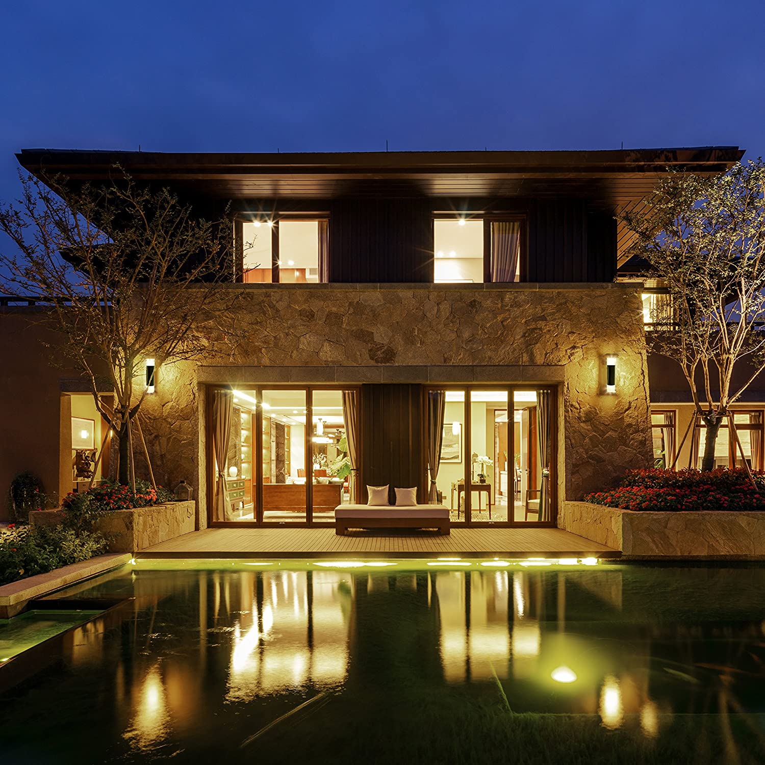 BAZZ Applique murale extérieure Luvia DEL noir