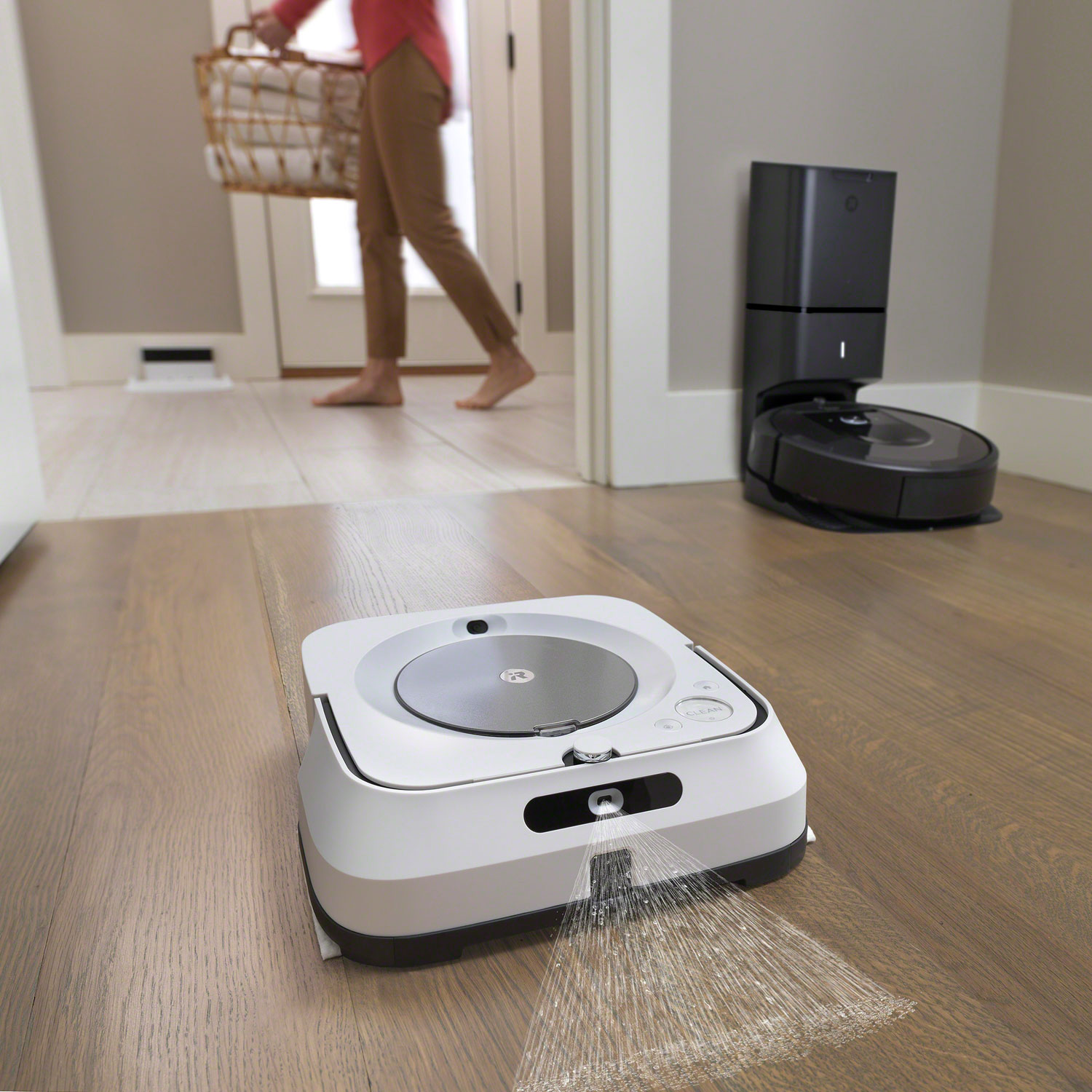 Aspirateur robot connecté Wi-Fi Roomba i7+ à élimination automatique de la poussière d'iRobot