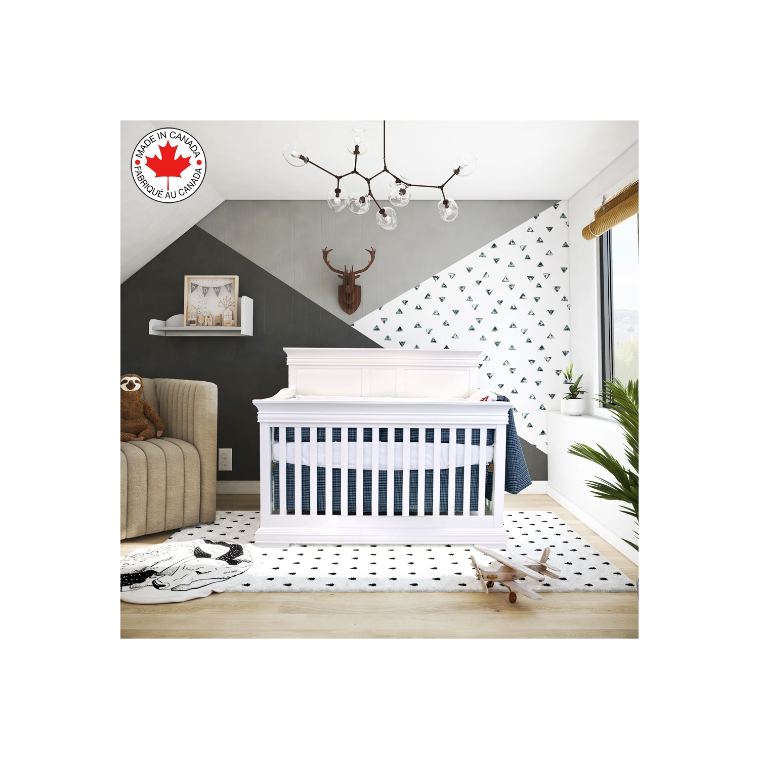 Bebelelo - 5 pieces bedding for baby - blue and red with a firefighter truck pattern