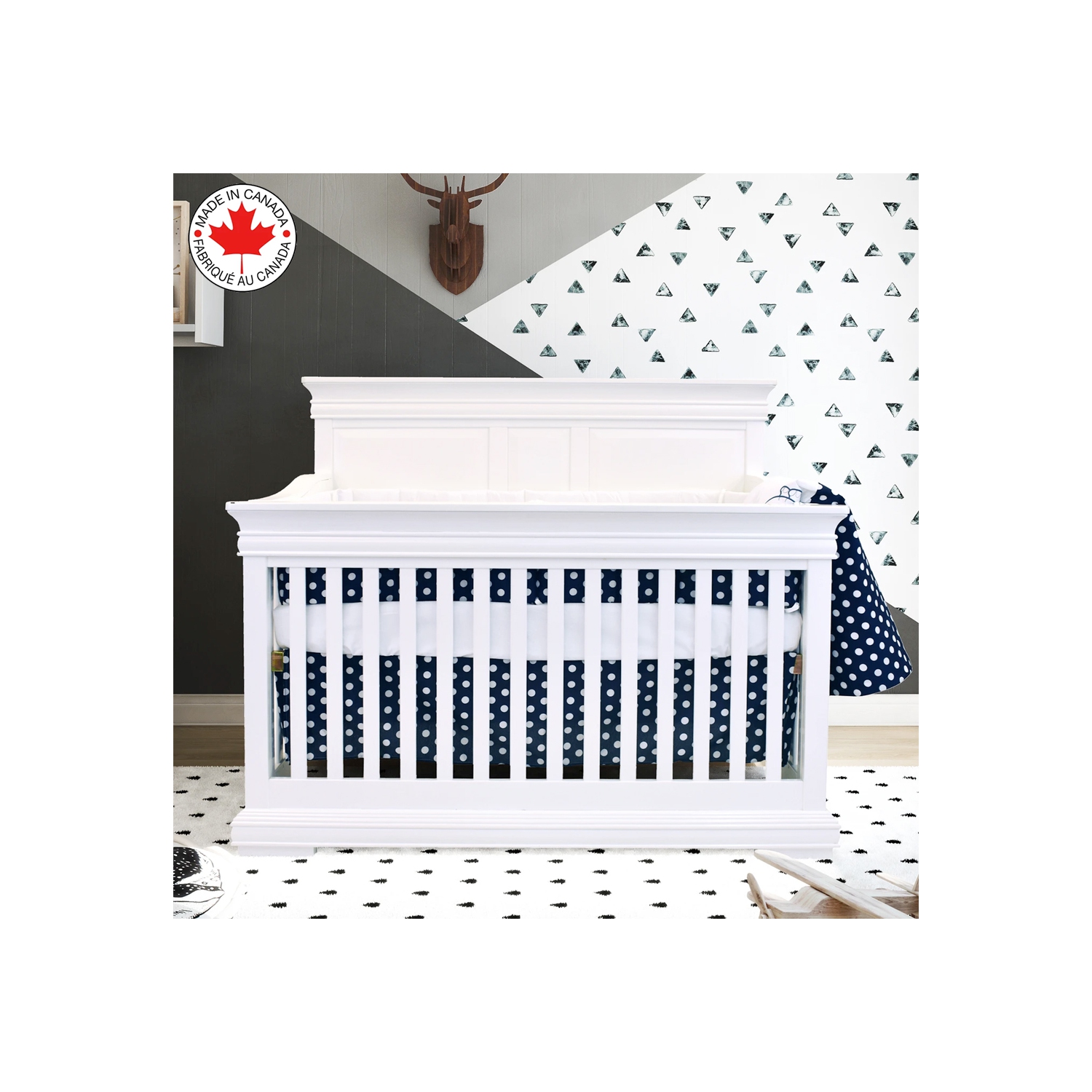 Bebelelo - 5 pieces bedding for baby – navy blue and white with an Elephant pattern