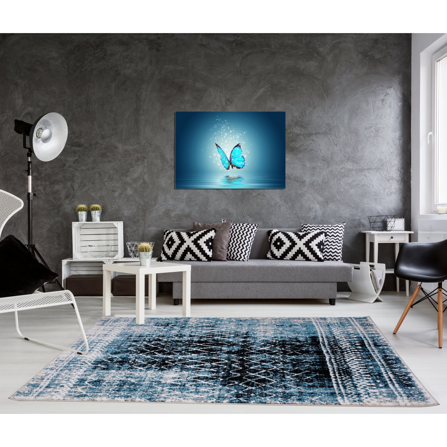 Verona Turquoise Black Diamond Pattern Area Rug 6'5" x 9'5"