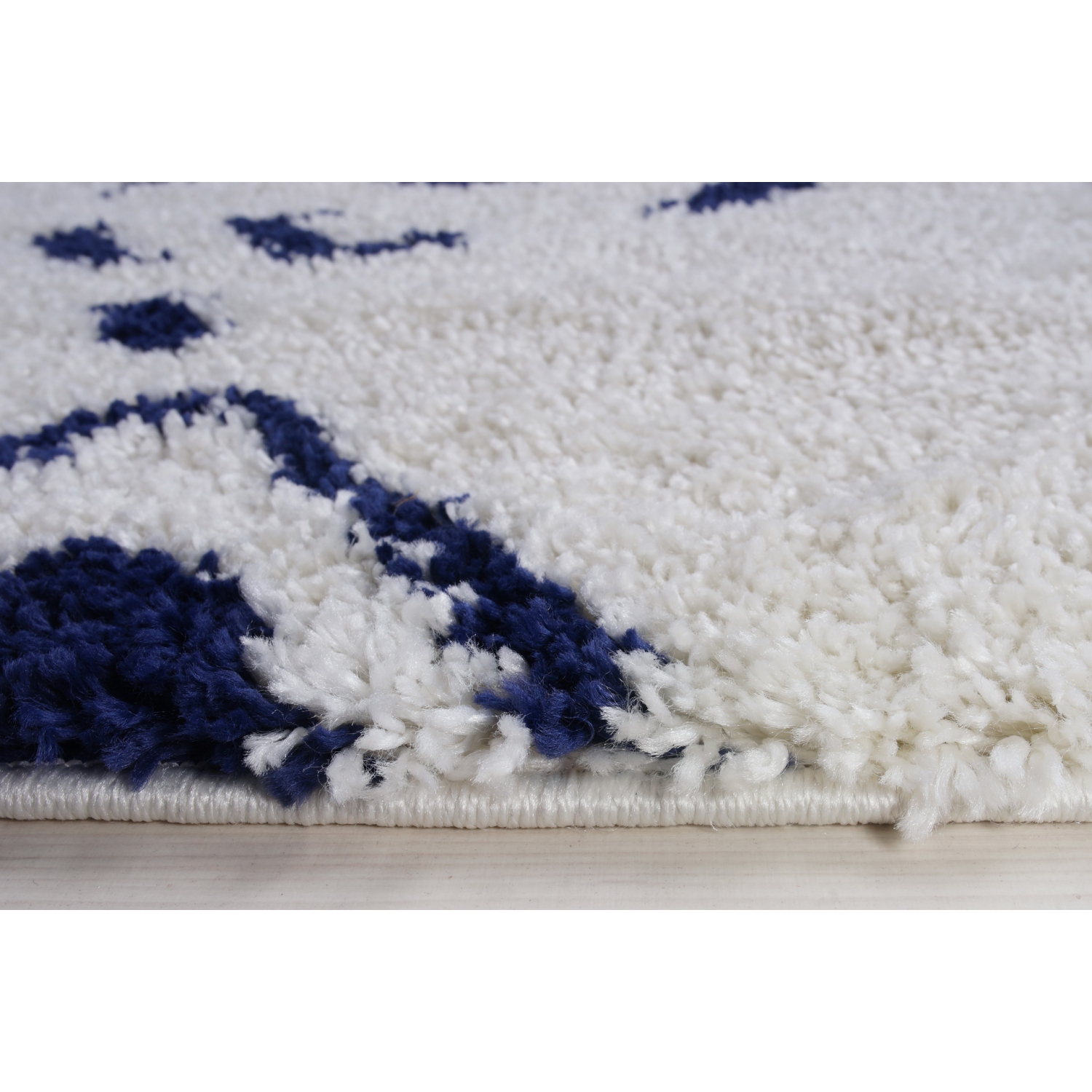 Kenitra Shaggy White Dark Blue Area Rug 2'7" x 4'11"