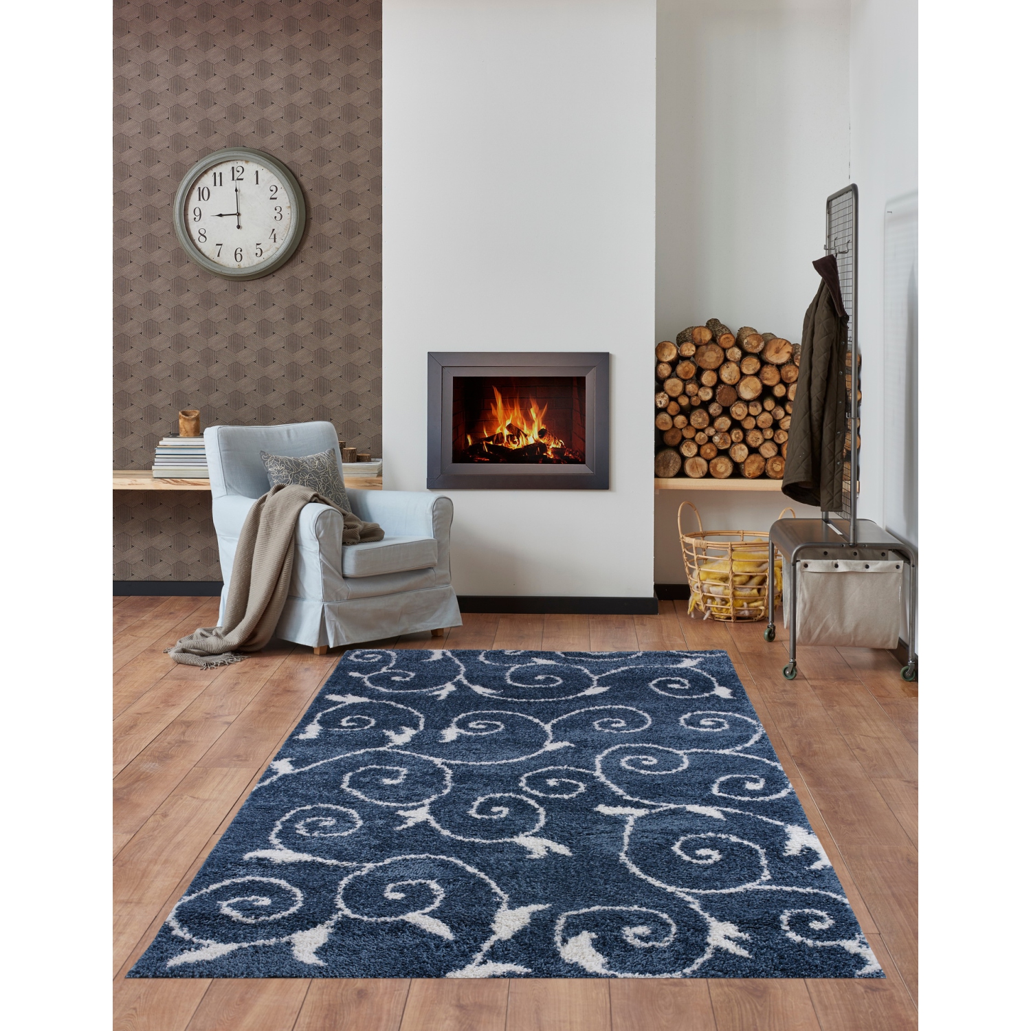 Rabat Shaggy Blue White Spirals Area Rug 6'5" x 9'5"