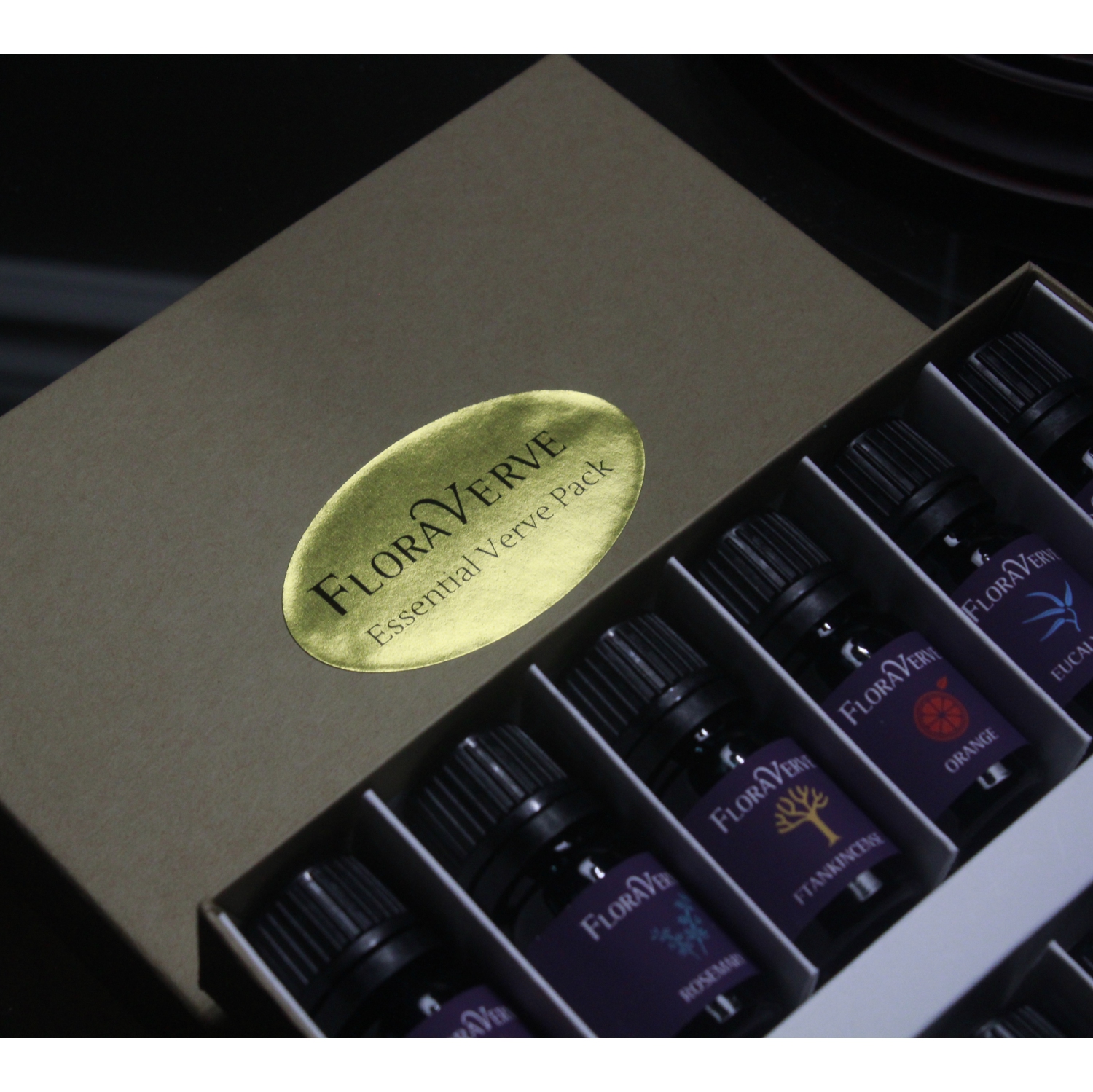 Floraverve Verve Essential Huiles, Ensemble de collection 12 senteurs naturel pour huiles essentielles aromathérapie naturelle - 12 x 5 ml
