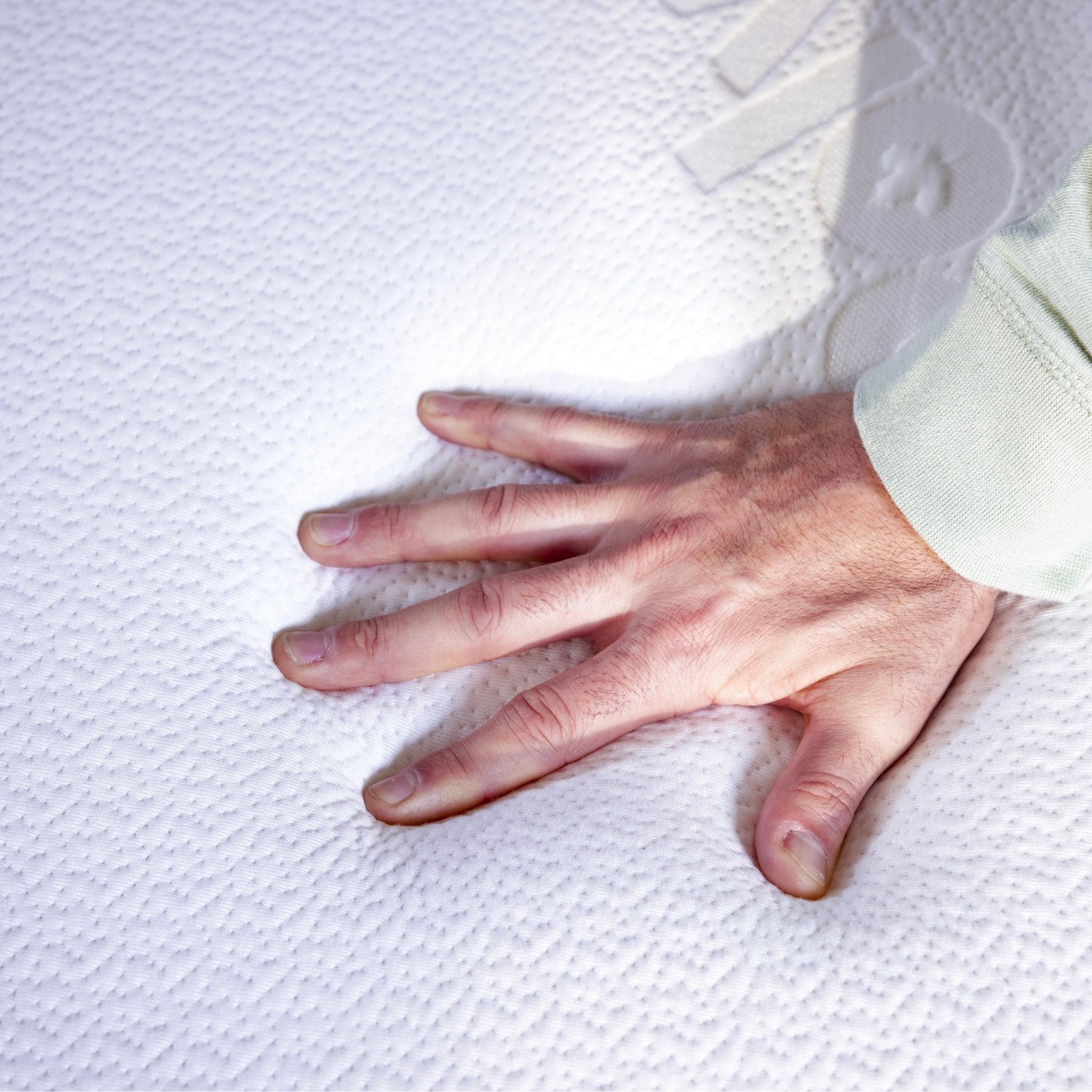 Polysleep Matelas en Mousse Mémoire Antimicrobienne – Housse Respirante et Hydrofuge - 100% Fabriqué au Canada, Lit Hybride de Qualité Supérieure -