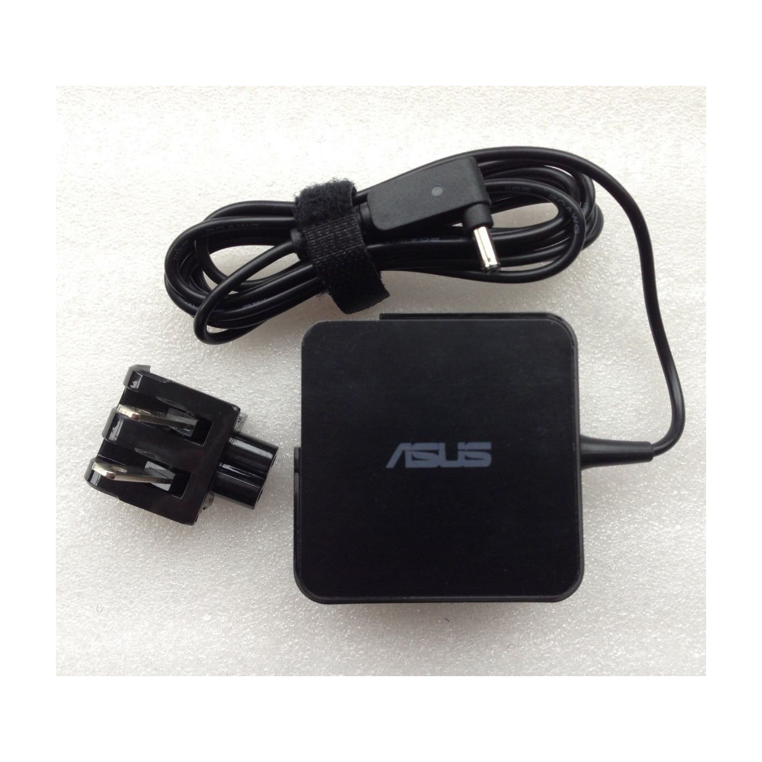New Genuine Asus Q504 Q504U Q504UA AC Power Adapter Charger 45W
