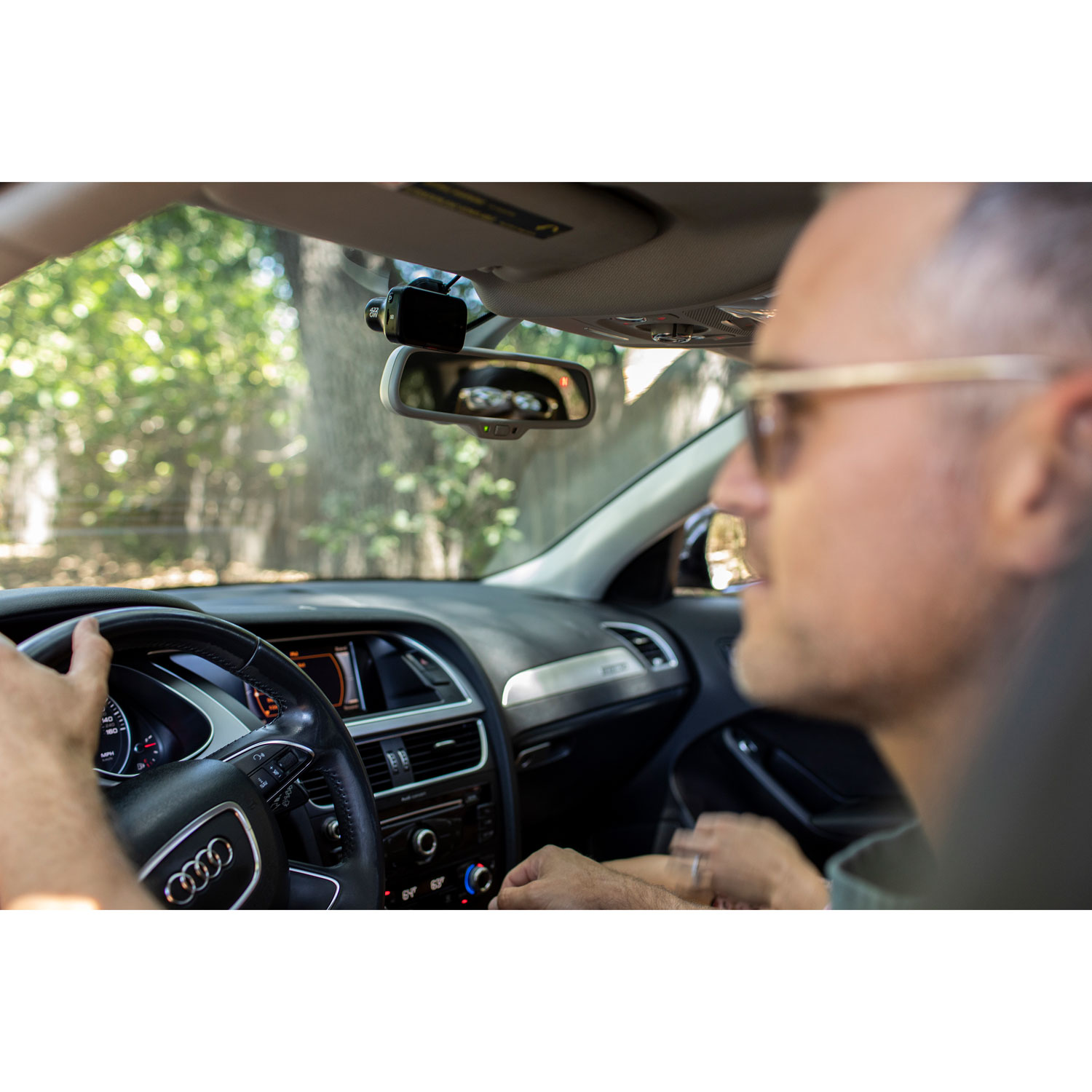 Caméra de tableau de bord 422GW de Nextbase avec écran tactile HD 2,5 po et Alexa d'Amazon