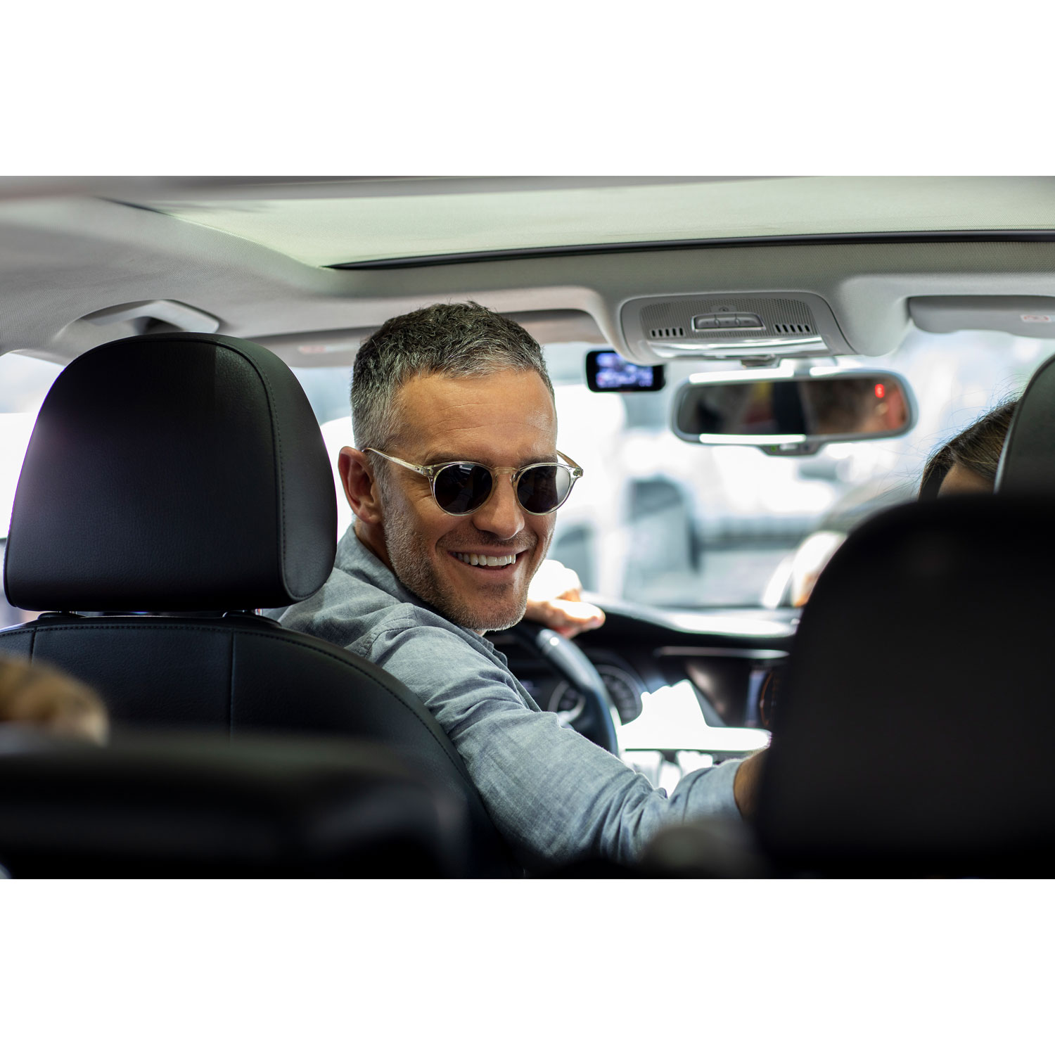 Caméra de tableau de bord 422GW de Nextbase avec écran tactile HD 2,5 po et Alexa d'Amazon