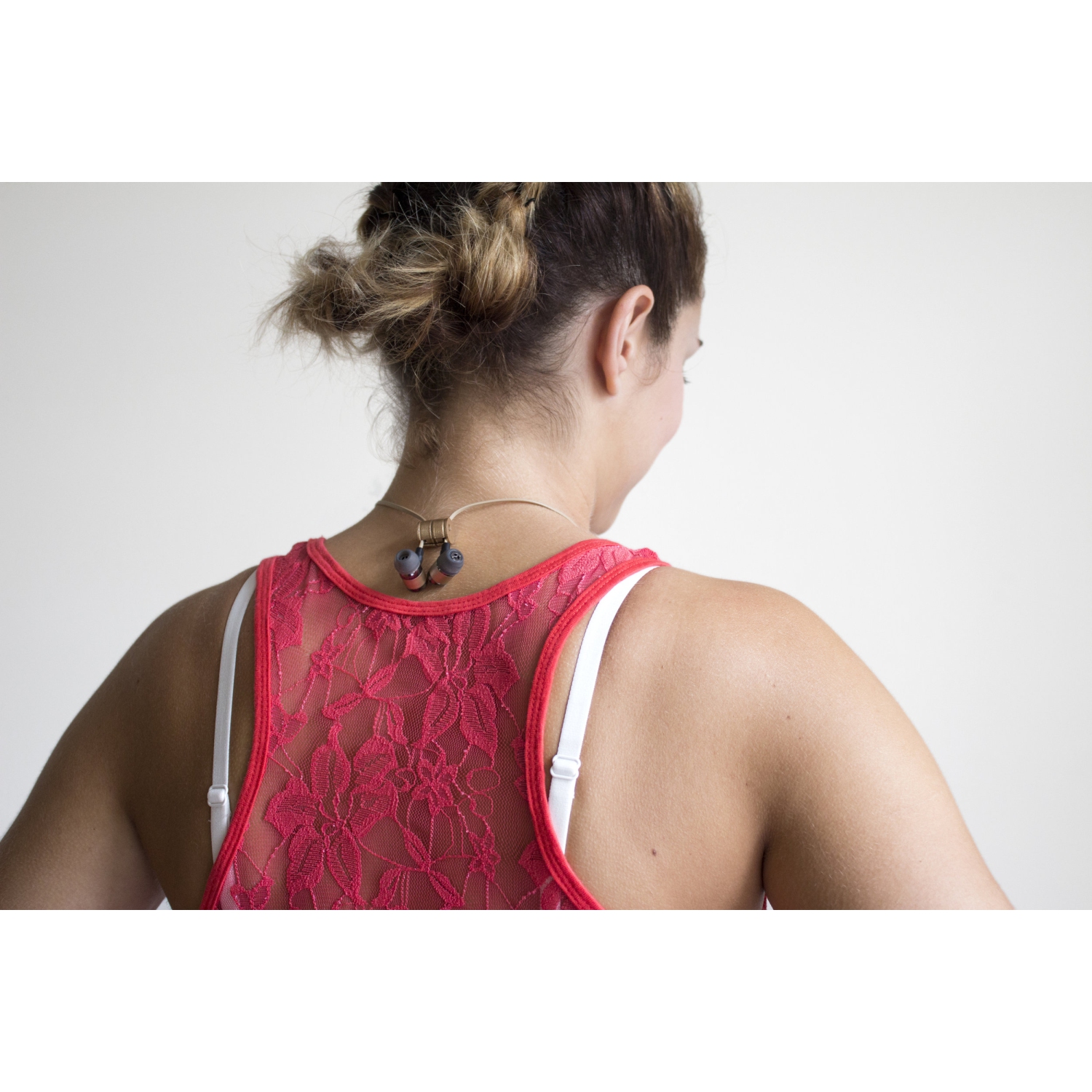 Universal Nearbuds™