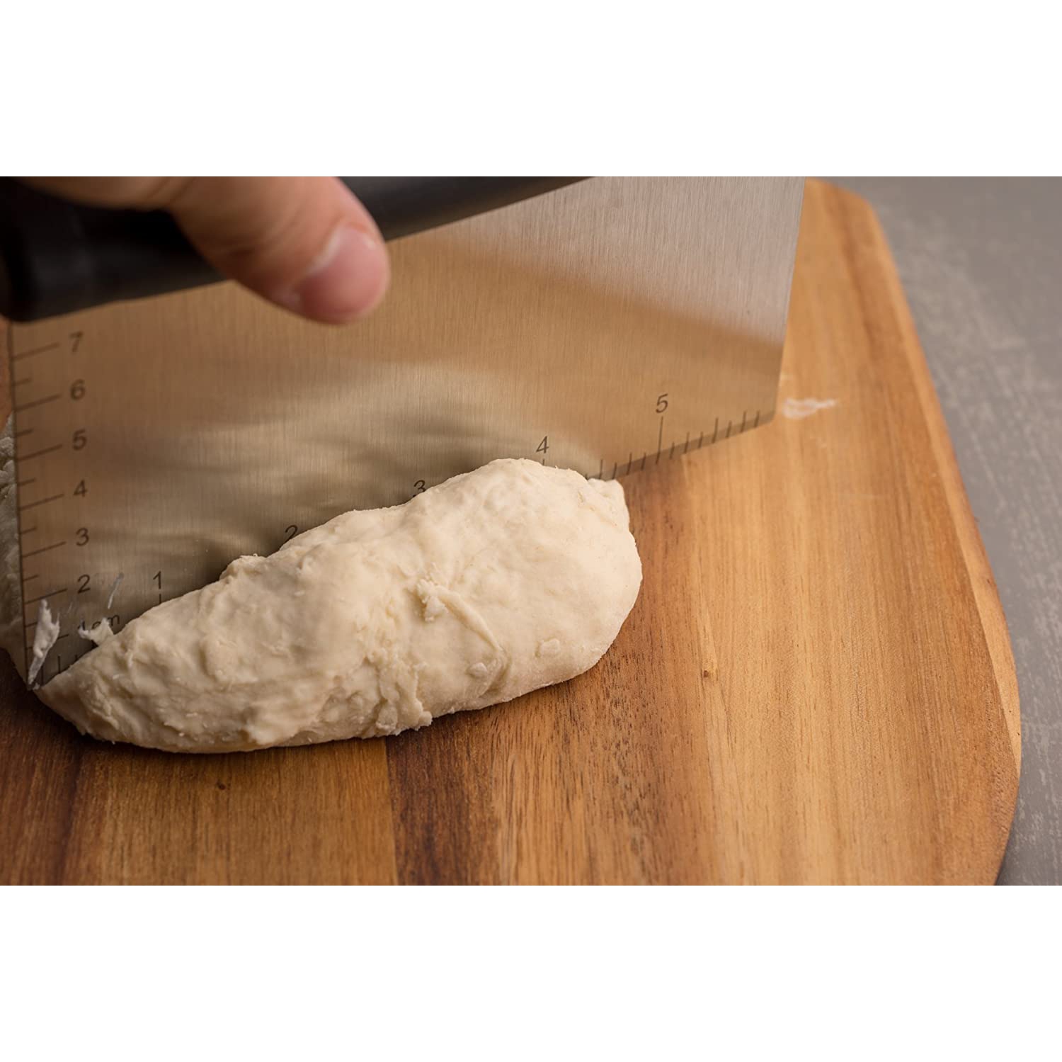 Chef Pomodoro Multi-Purpose Pizza Dough Scraper, Stainless Steel Chopper, Heavy Duty Bench Scraper