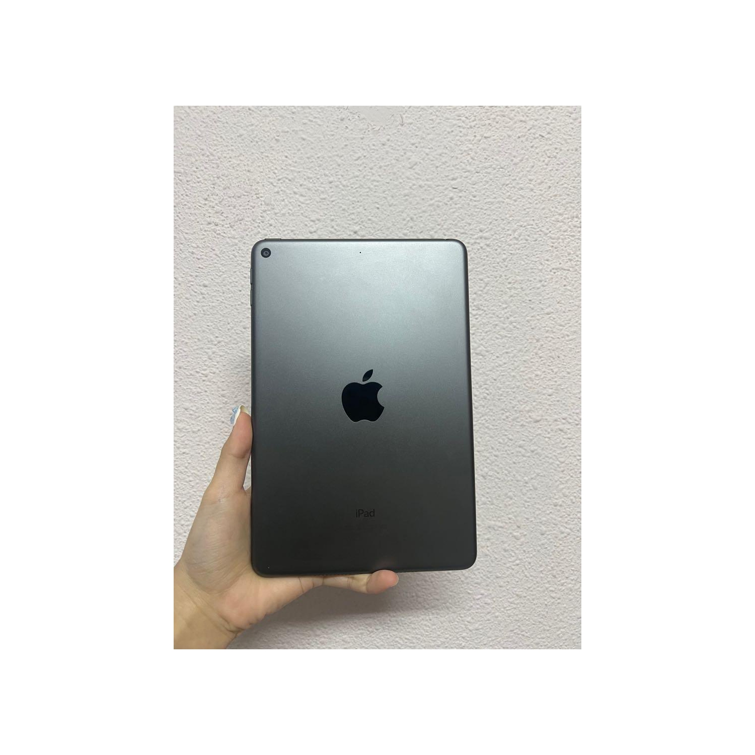 Boîte ouverte - iPad Mini 64 Go de 7,9 po d'Apple avec Wi-Fi et cellulaire - Gris cosmique