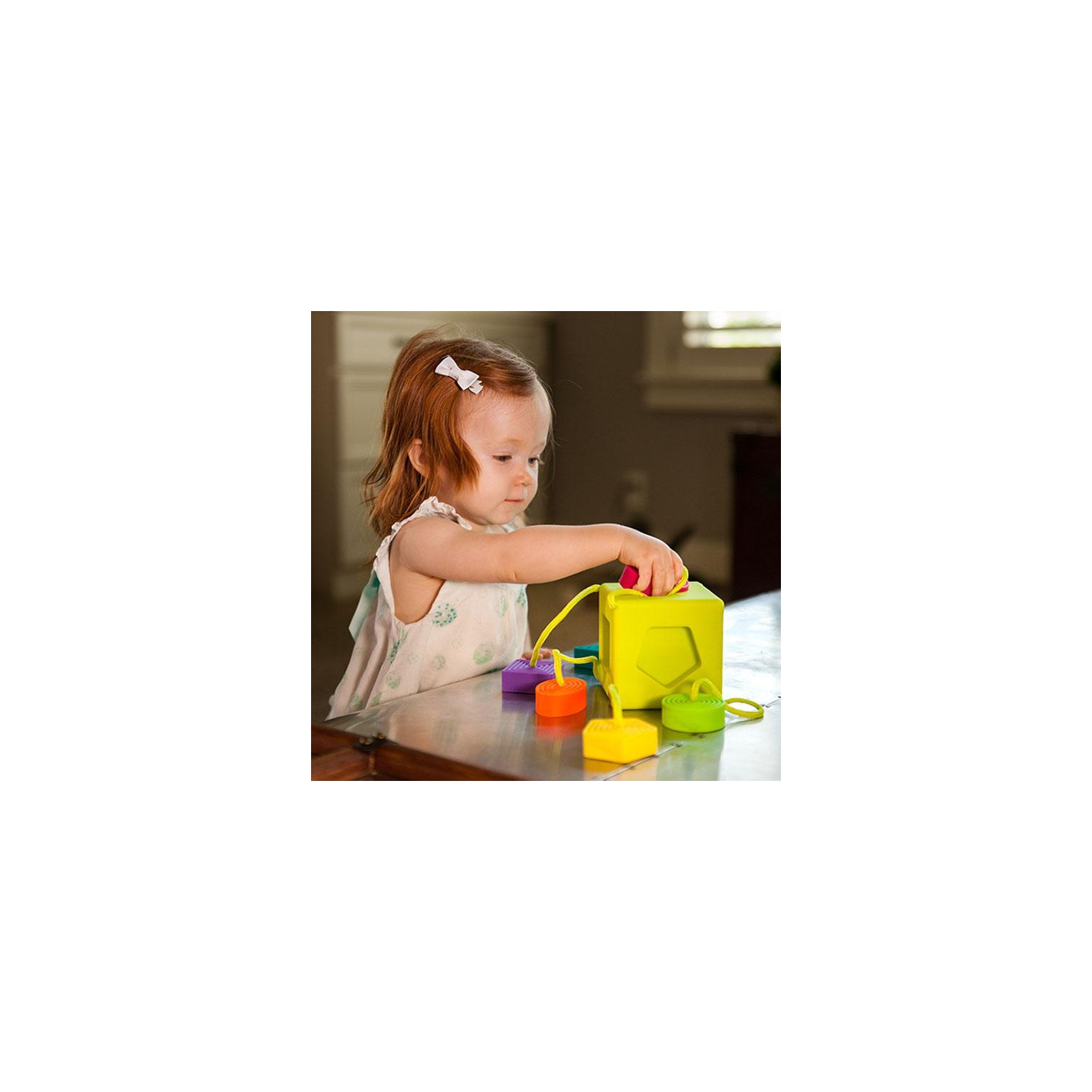 Fat Brain Toys - Oombeecube