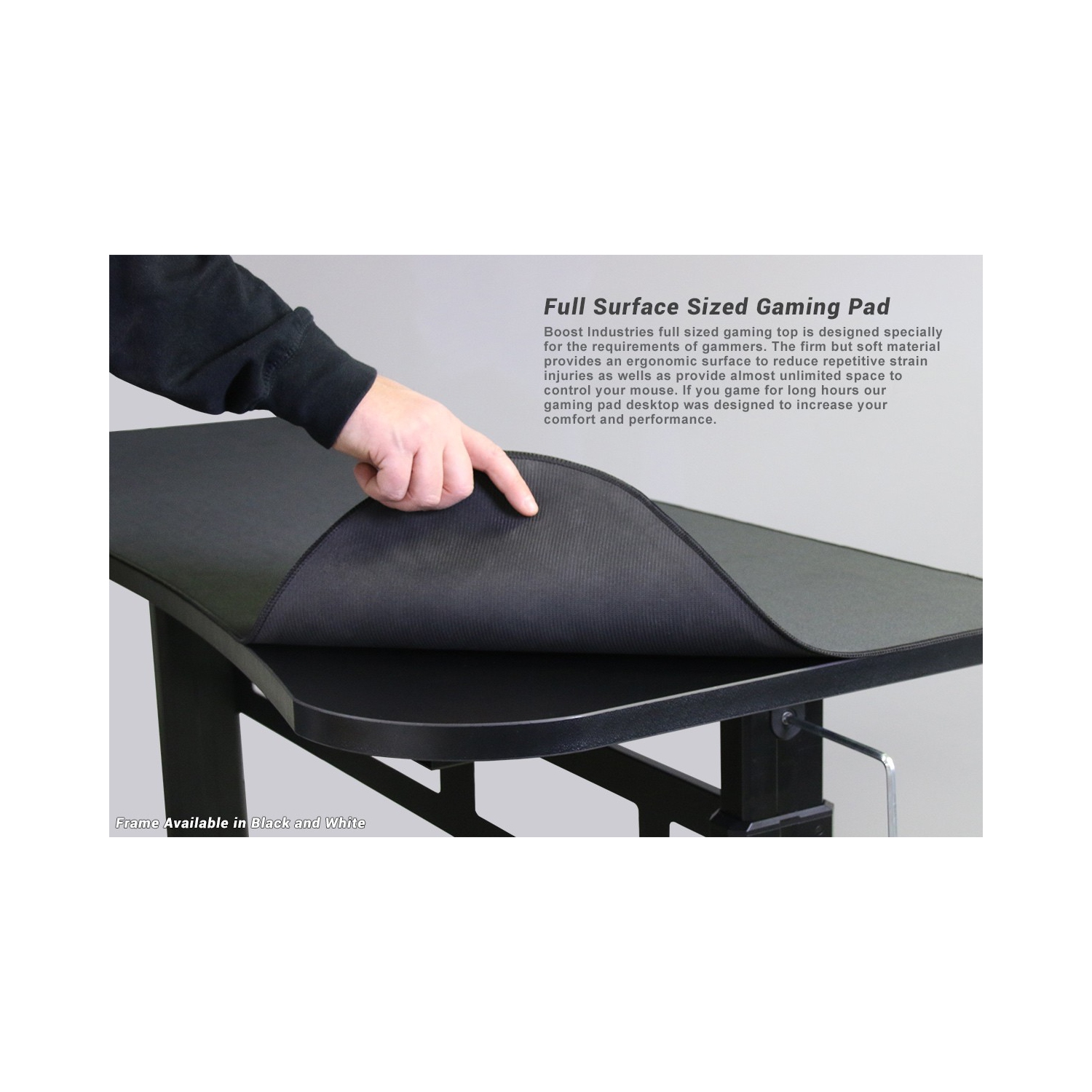 Bureau de jeu/PC motorisé à hauteur réglable de 55 po FS-M55-WH de Boost Industries avec tapis de jeu pleine surface