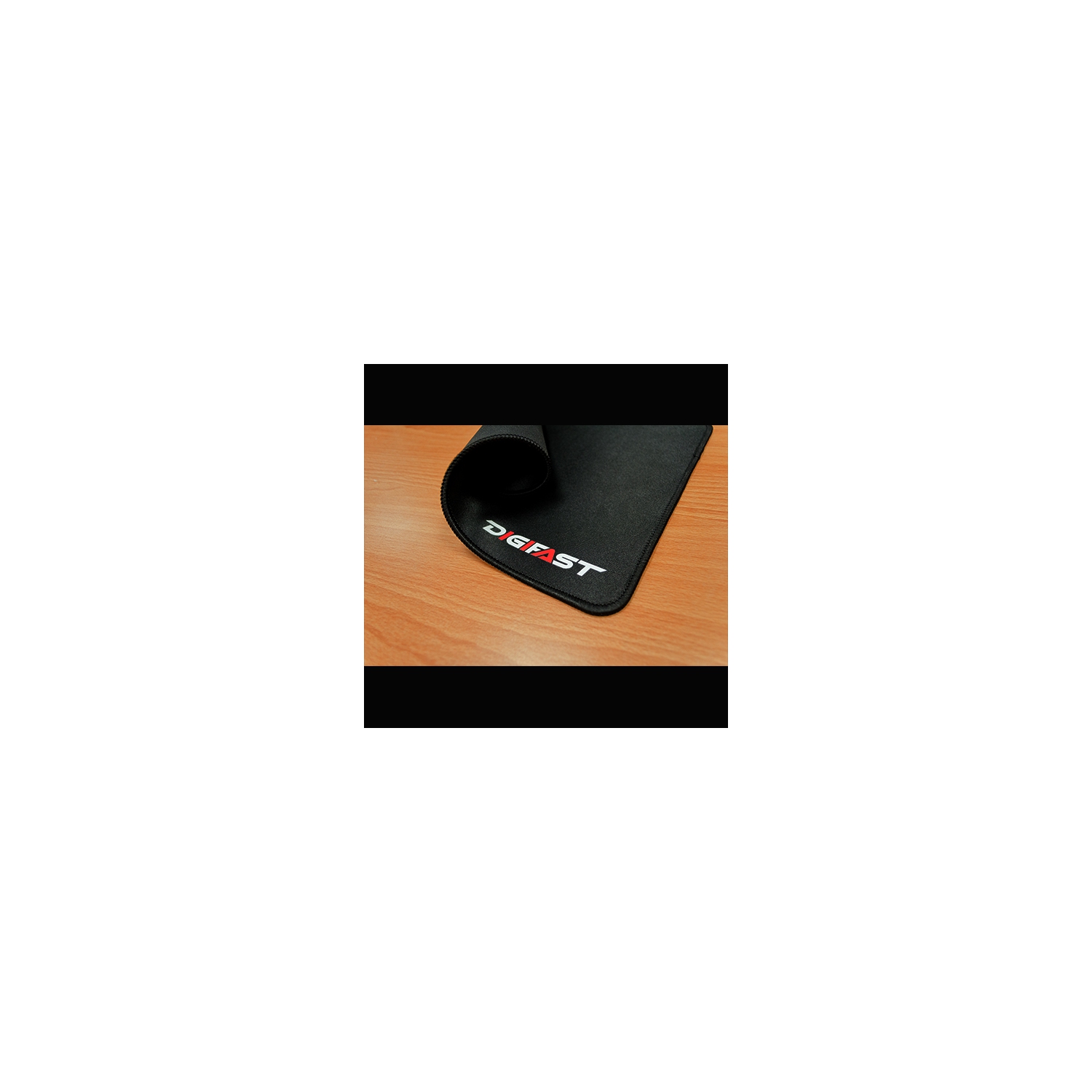 Digifast Gaming Black Mouse Pad with Anti-fray Edge Stitching and Reflective textile weave