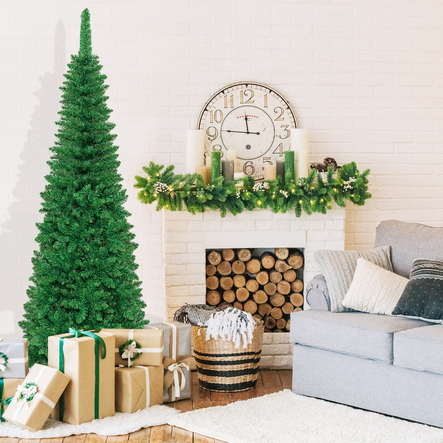 Gymax 4.5ft/6.5ft/7.5ft Pre-Lit Pencil Christmas Tree Traditional Indoor