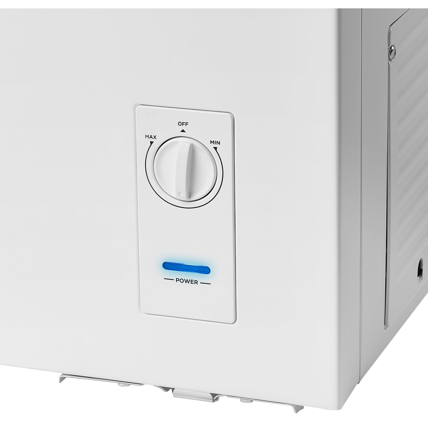 Congélateur-coffre pour le garage de 5,0 pi³ d'Insignia - Blanc