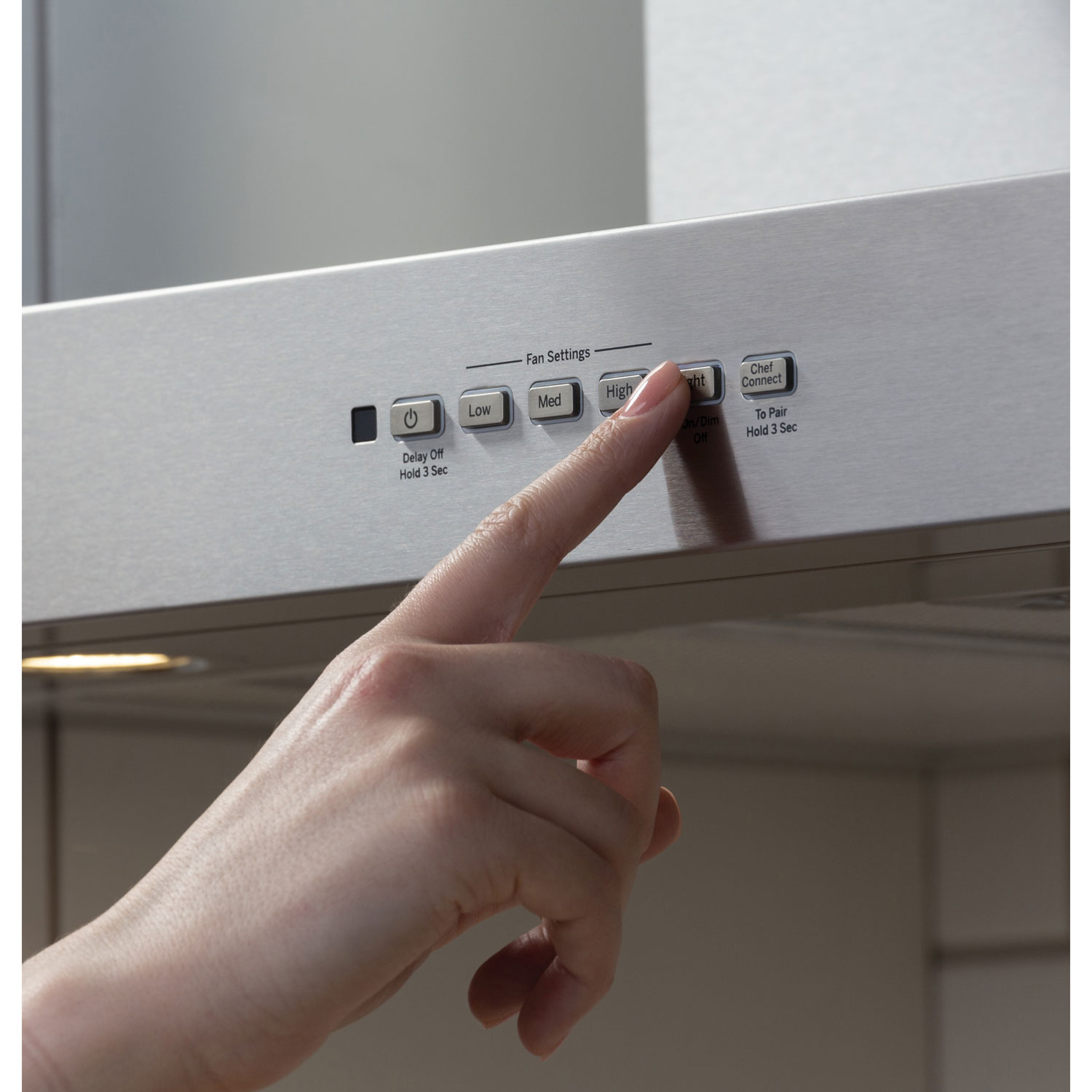 Hotte murale de luxe de 30 po de GE - Acier inoxydable