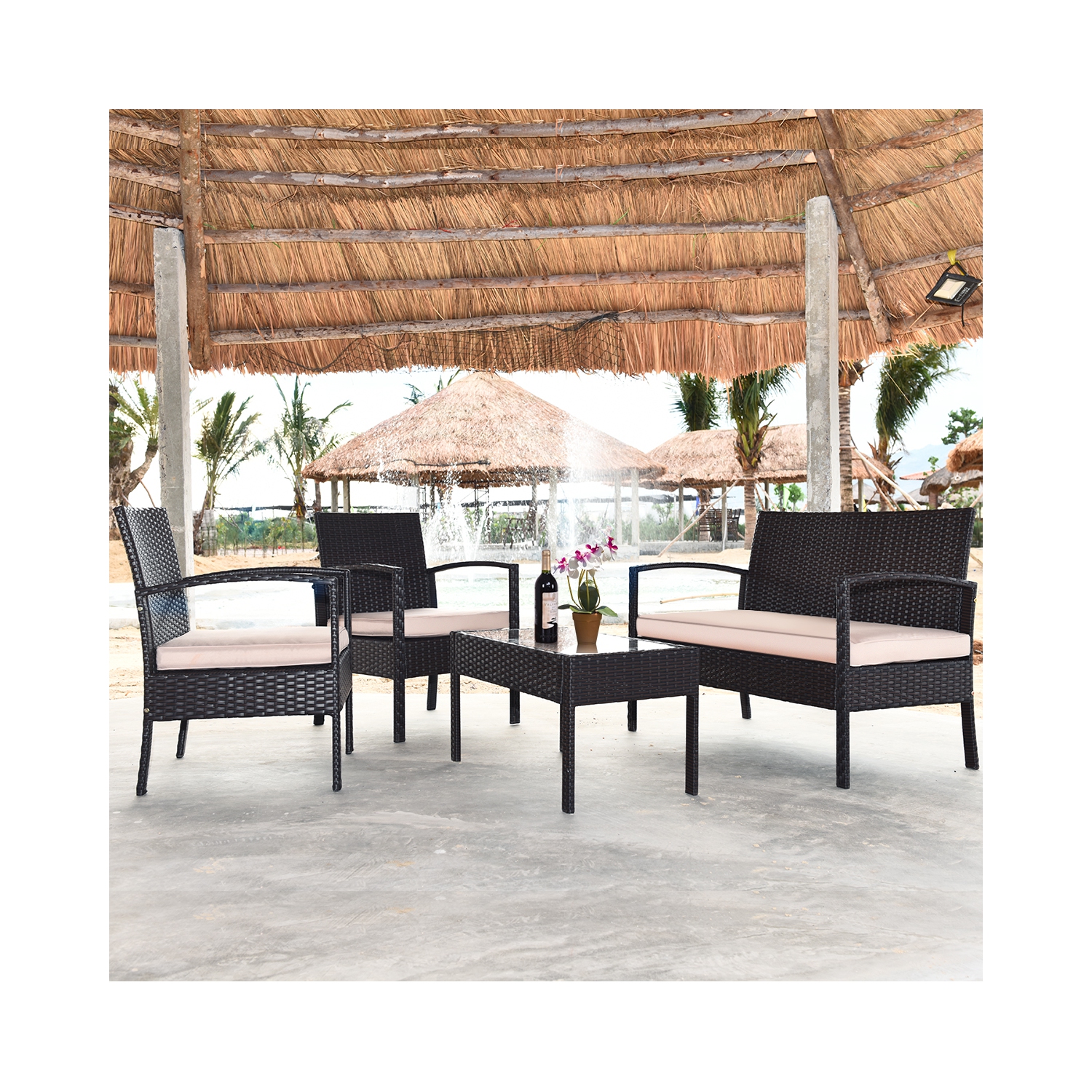 4PCS Ensemble de mobilier en rotin pour le patio Canapé, fauteuil table en verreGymax