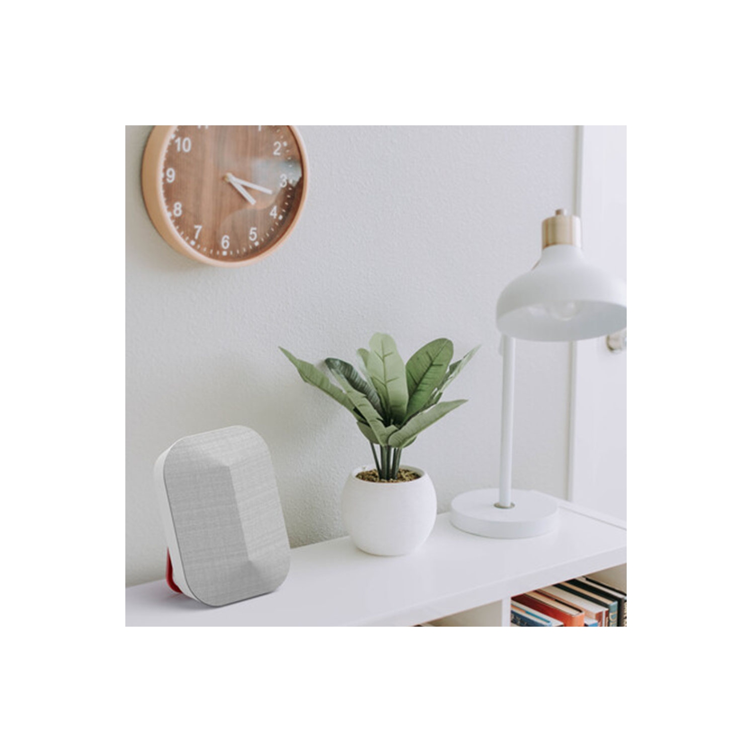 Wilson Electronics Indoor 50 Ohm Wide Band Fabric Panel Antenna