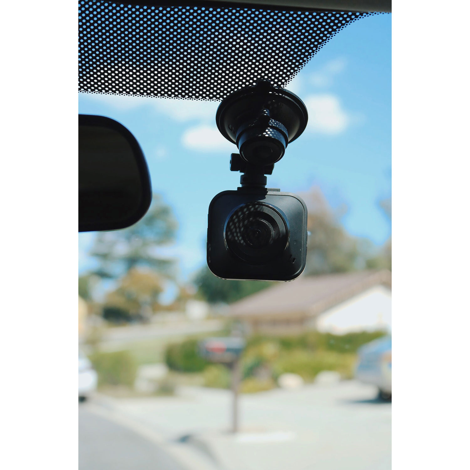 GekoGear Orbit 122 Full HD 1080p Dash Cam with 2" LCD Screen & Blind Spot Mirrors - Only at Best Buy