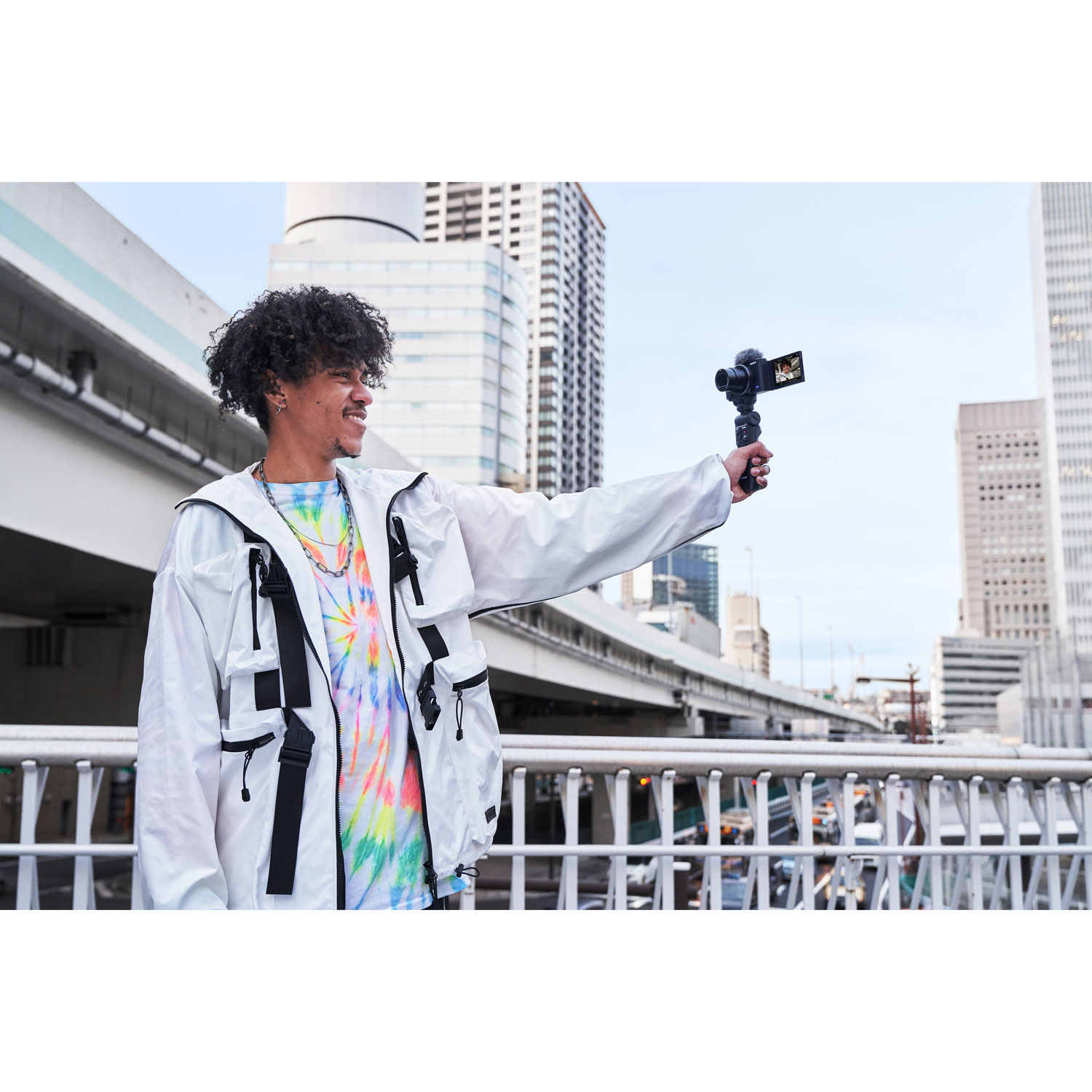 Sony Cyber-shot ZV-1 Content Creator Vlogger 20.1MP 2.9x Optical Zoom Digital Camera - Black