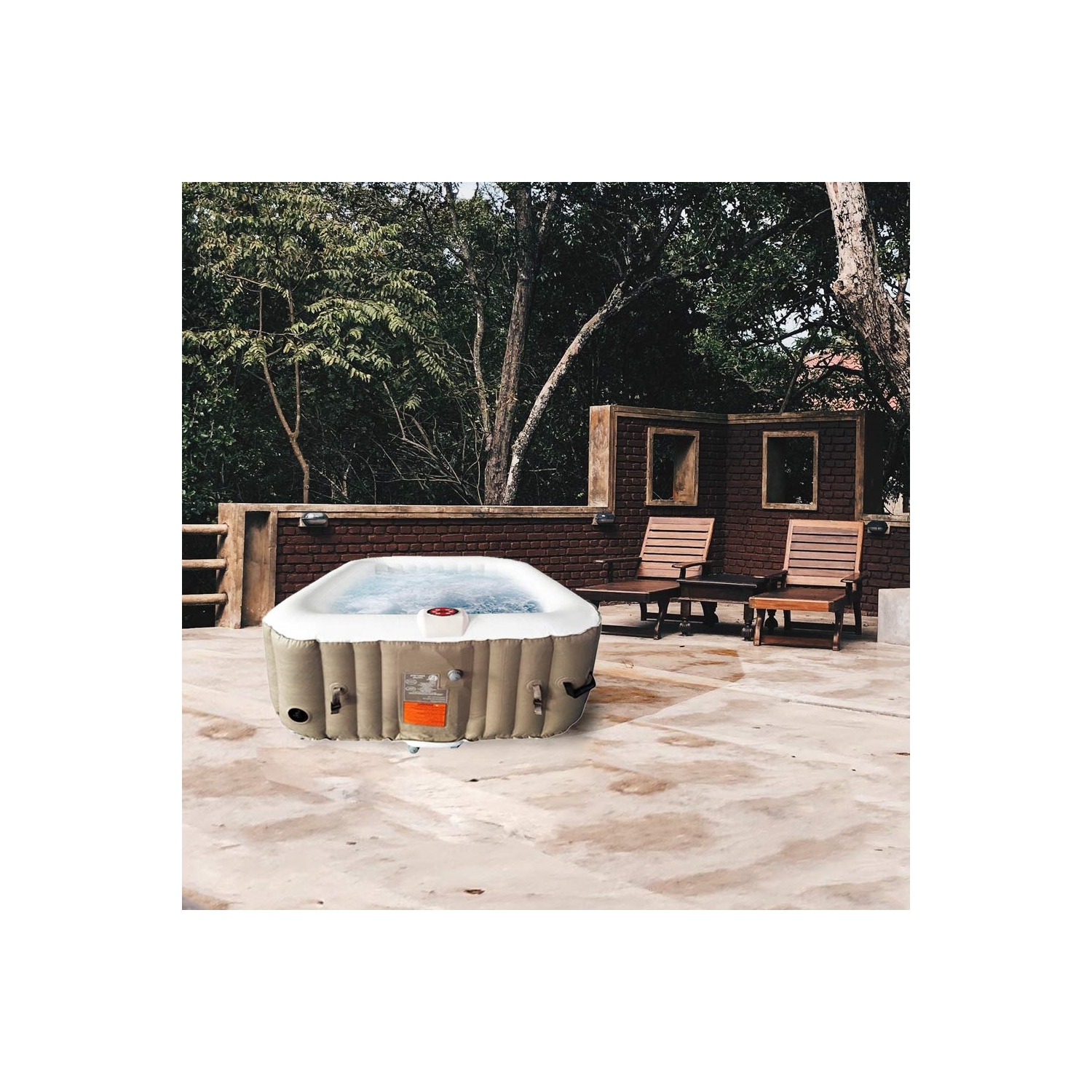 Spa gonflable carré avec couvercle HTISQ4BR d’ALEKO - 4 personnes - 160 gallons - Brun