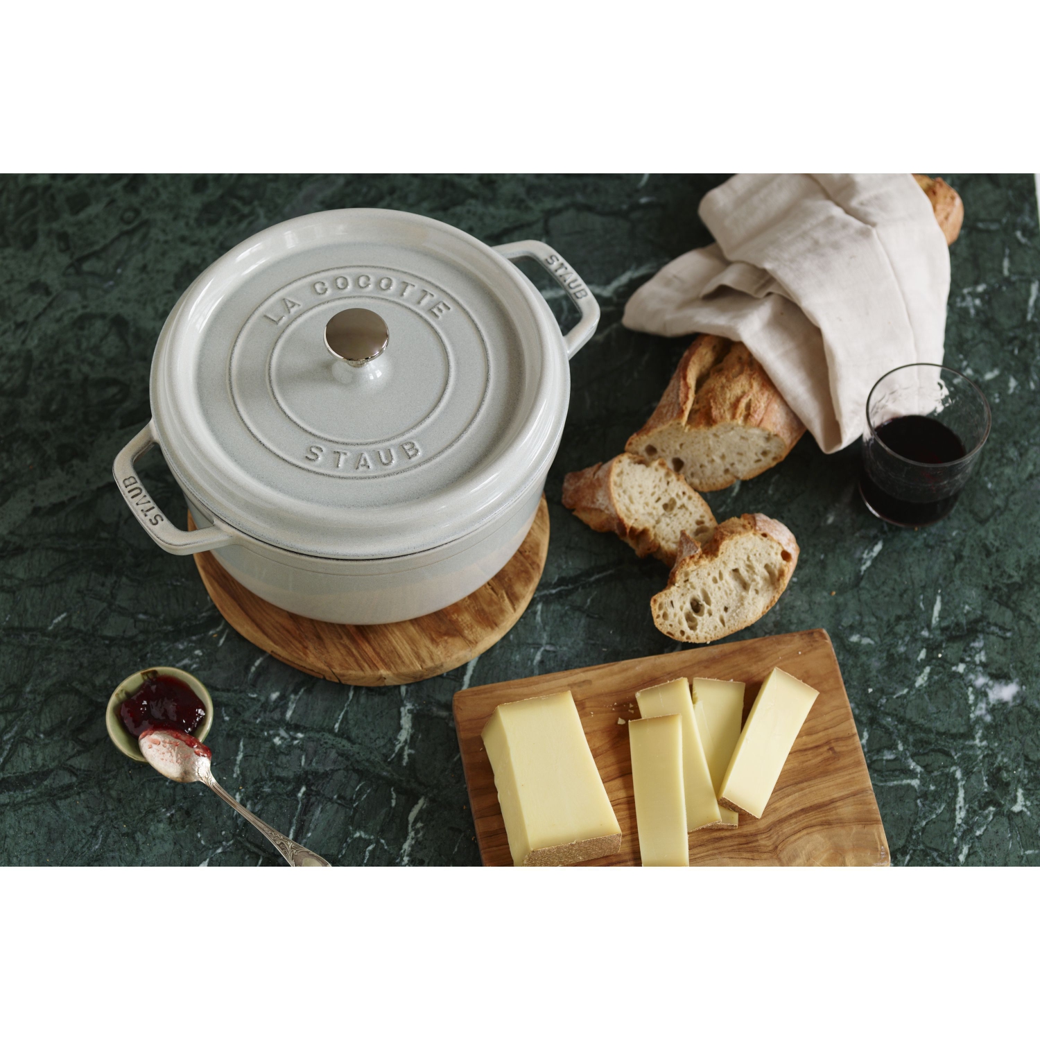 STAUB La Cocotte 3.7 L Cast Iron Round Cocotte, White Truffle