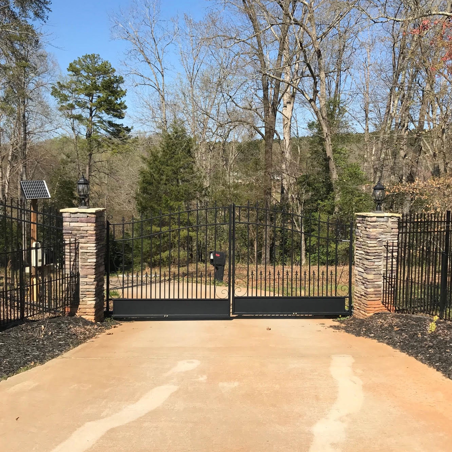 ALEKO DG12VEND Venice Style Iron Dual Swing Driveway Gate 12'