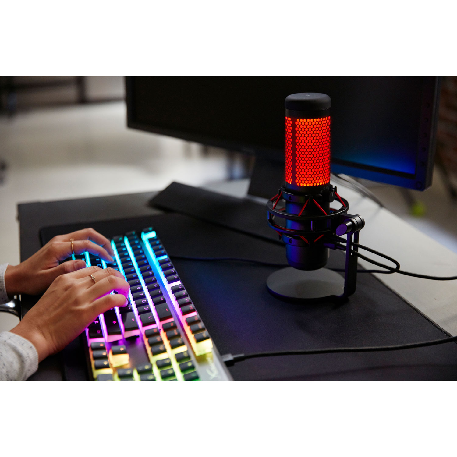 Microphone de jeu USB QuadCast de HyperX - Noir/Rouge