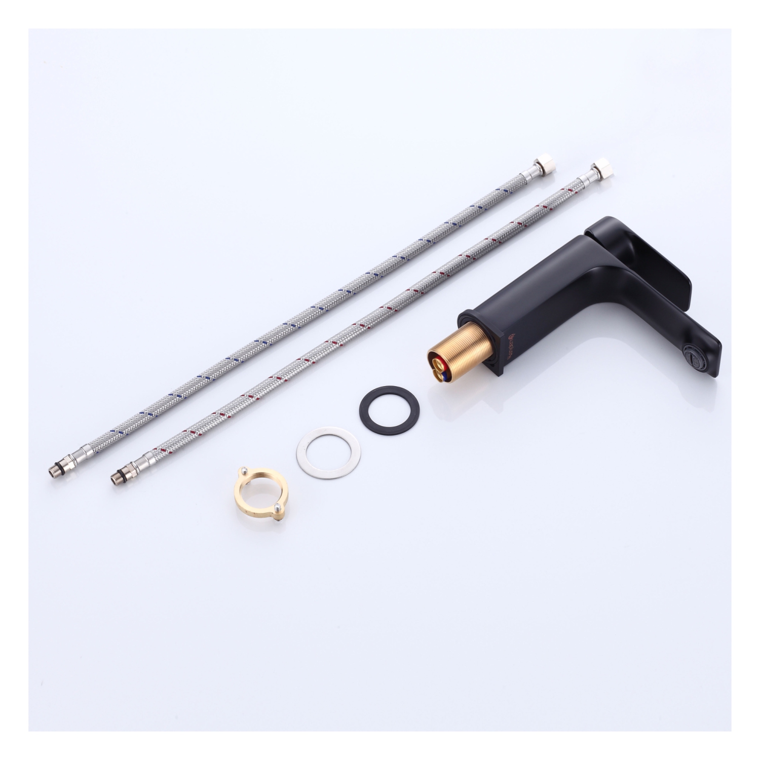 Akuaplus® ELENA Lavatory Faucet - Single Square Handle - matte black