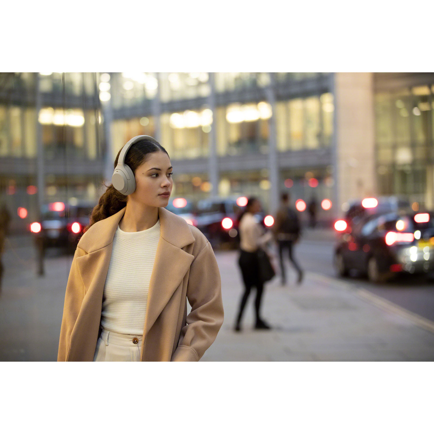 Sony WH-1000XM4 Over-Ear Noise Cancelling Bluetooth Headphones - Platinum Silver