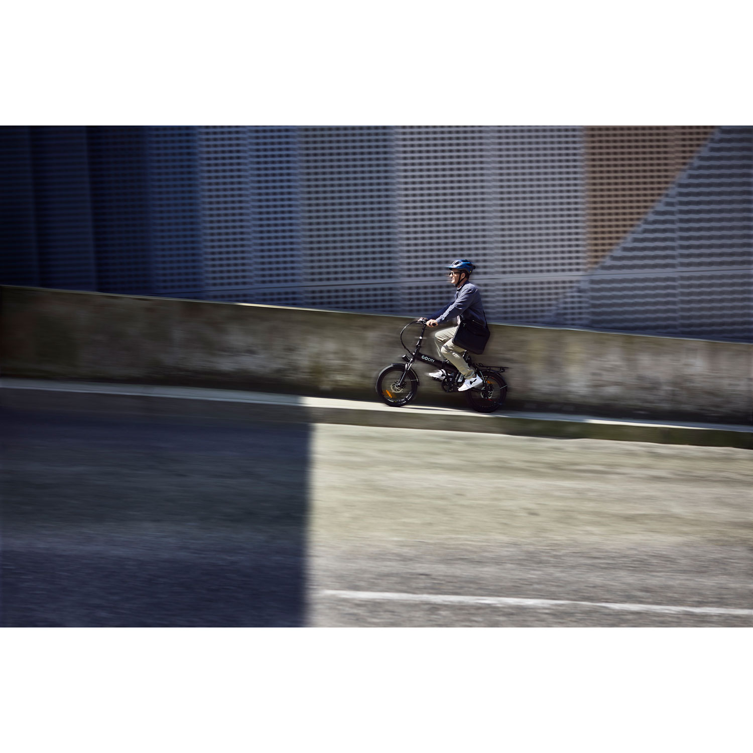 Vélo de ville électrique léger et repliable GO City - Partenaire de détail exclusif