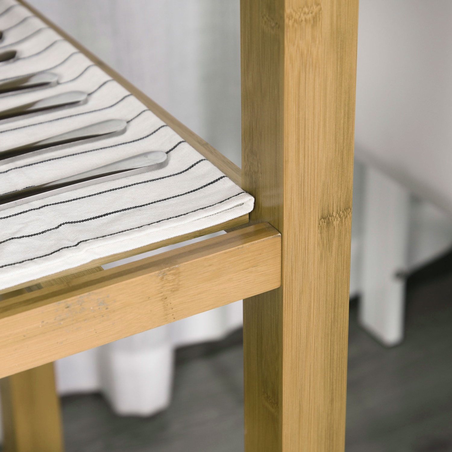 HOMCOM – Chariot à roulettes en bois de bambou pour îlot de cuisine, armoire avec porte-serviettes, 2 tiroir, tablettes pour le salon Kitchken, ton