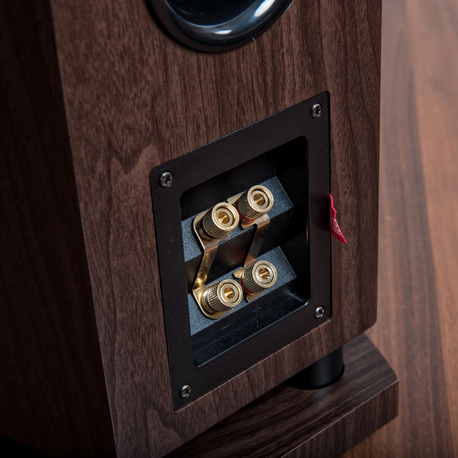 Haut-parleurs colonne haute performance à 3 voies Reference de Fluance avec haut-parleurs d’extrêmes graves de 8 po orientés vers le bas