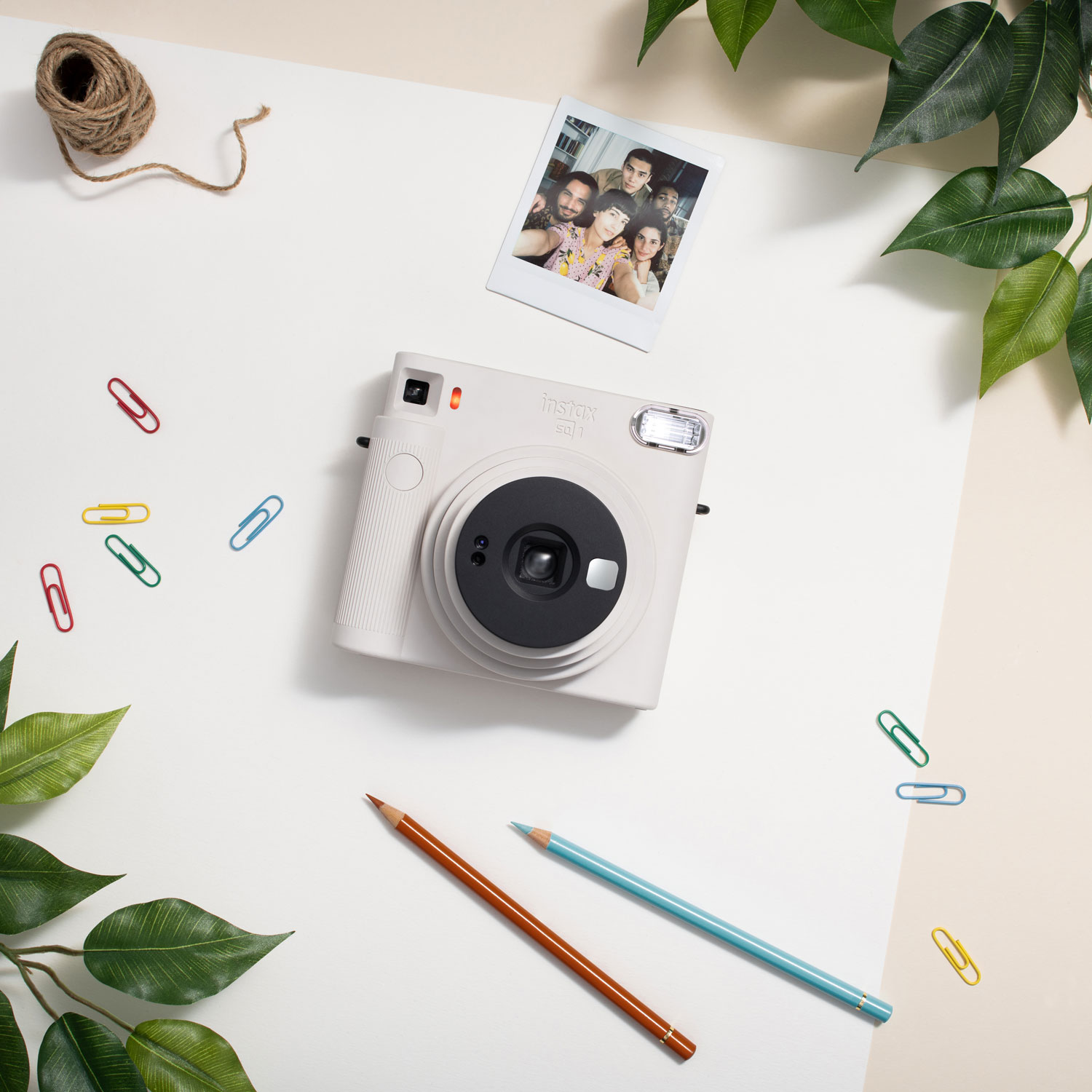 Fujifilm Instax Square SQ1 Instant Camera - Chalk White