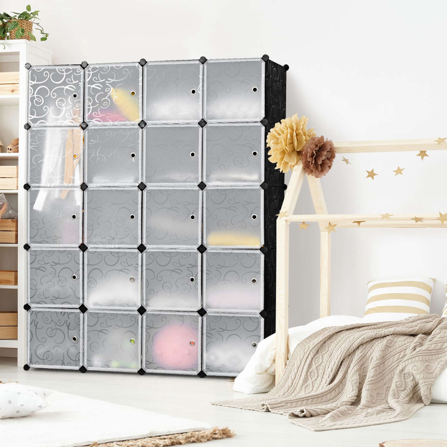Ce meuble de rangement portatif à 20 cubes avec portes pour garde-robe de Costway vous permet de ranger vos vêtements