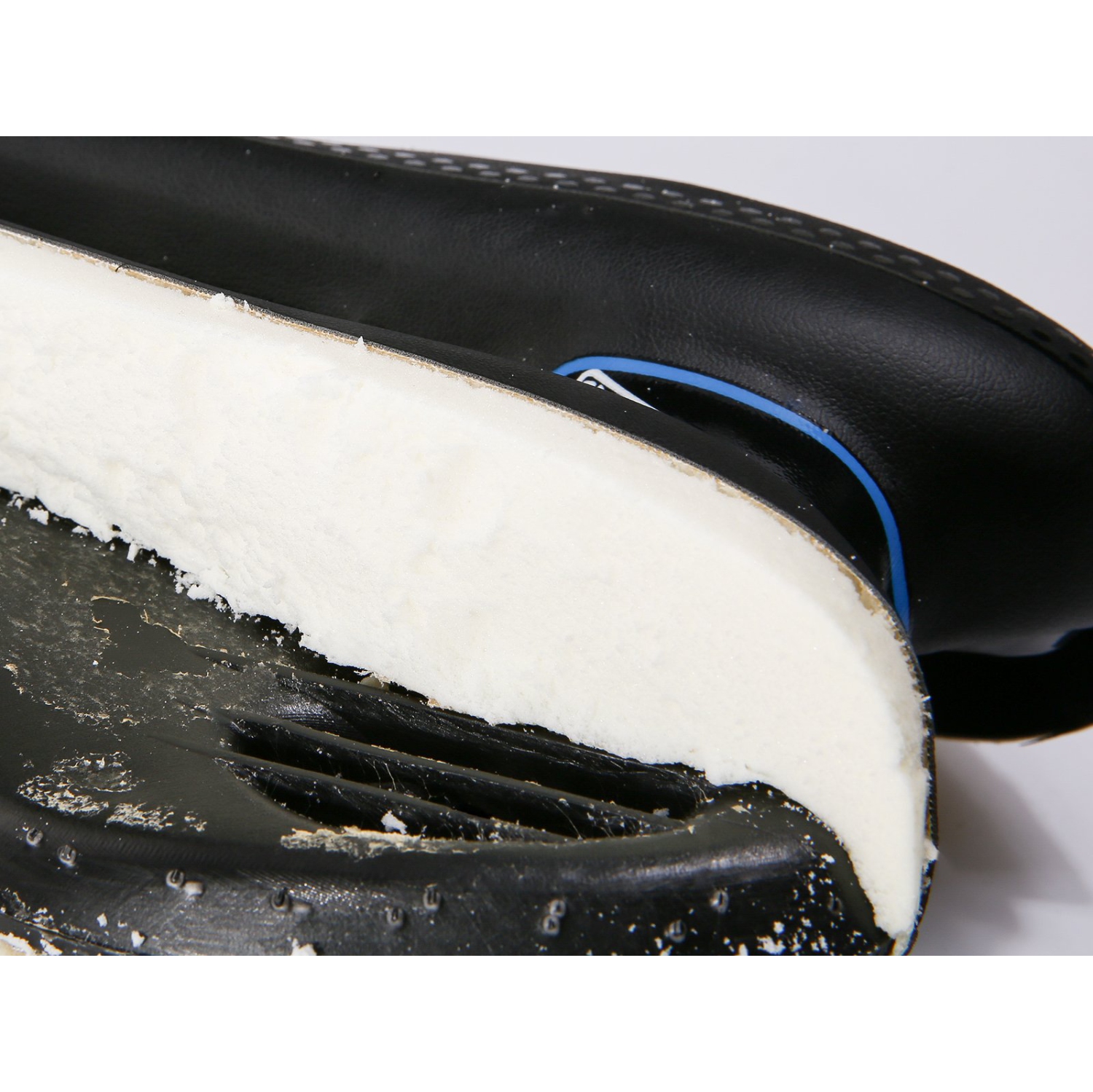 Le siège de vélo le plus confortable pour hommes de Lietu est une selle rembourrée pour hommes avec coussin doux qui améliore le confort pour les