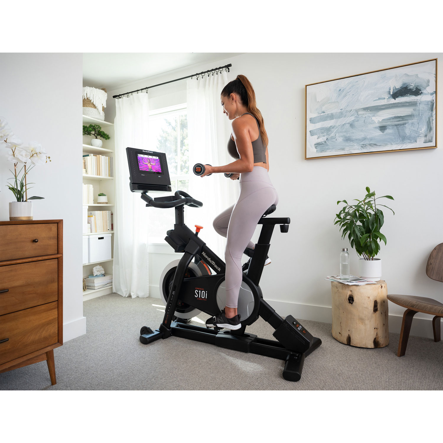 Vélo d'exercice commercial S10i Studio Cycle de NordicTrack - Modèle 2021