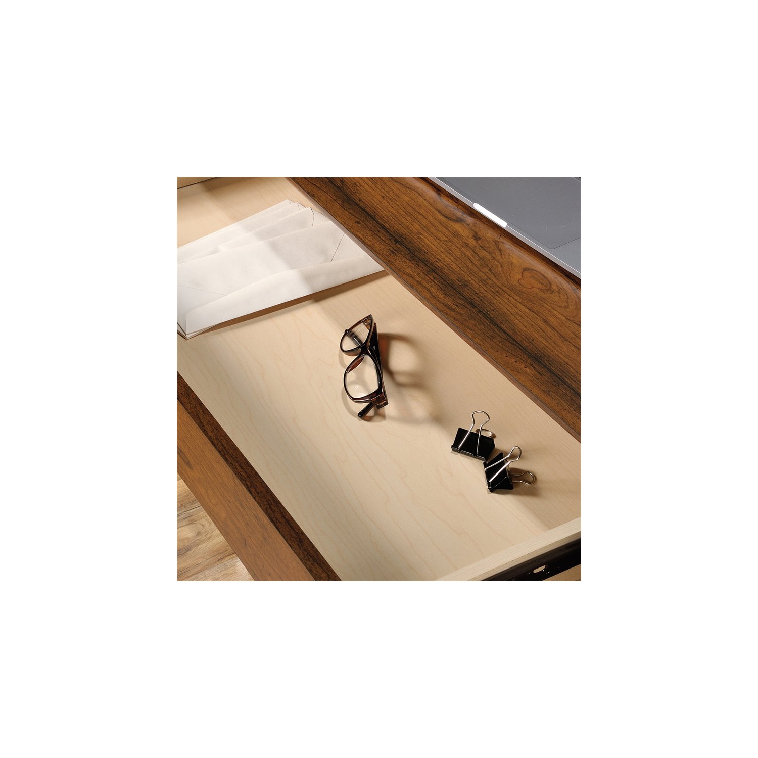 Sauder – Bureau d’ordinateur Carson Forge, cerisier de Washington