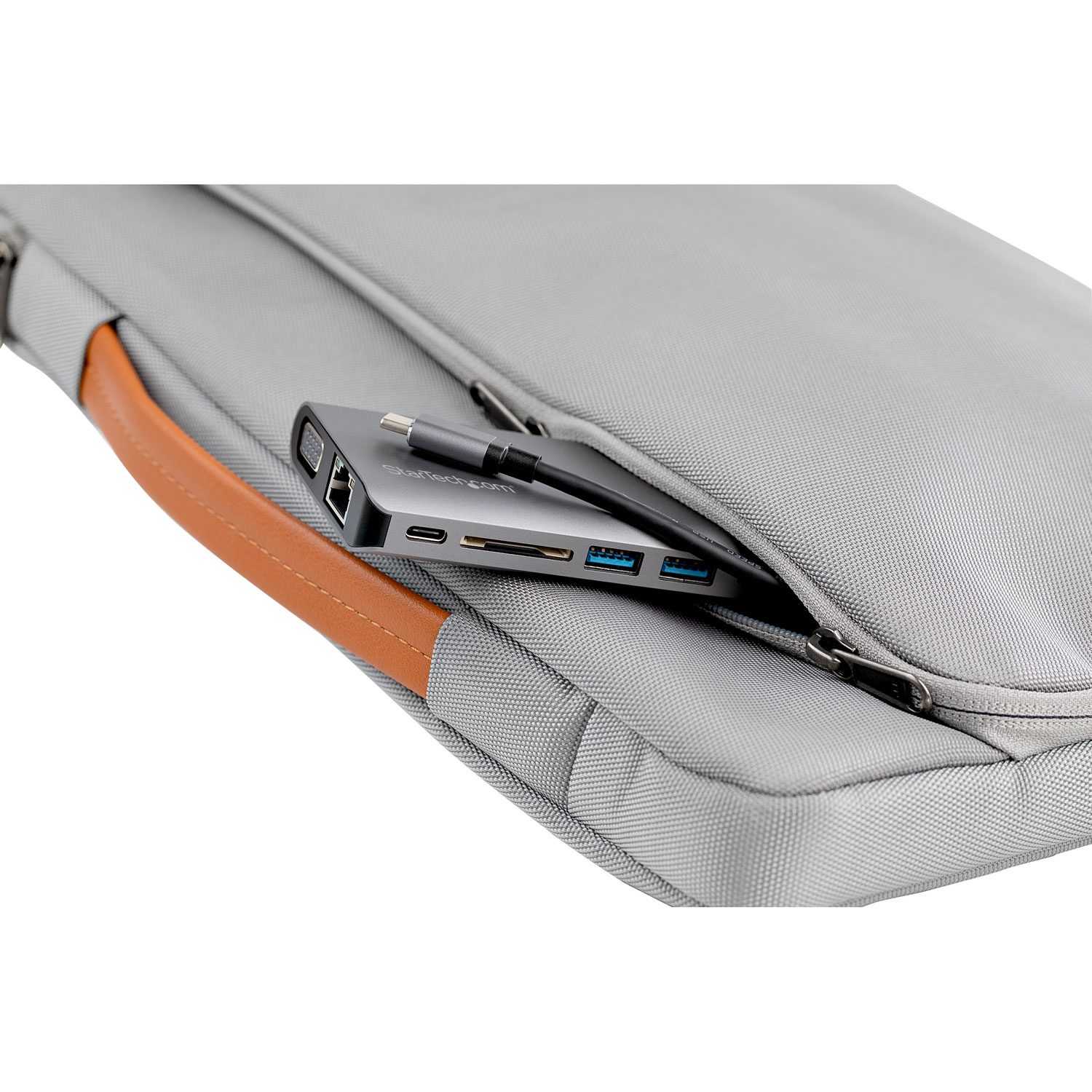 Adaptateur de voyage USB-C miniature 8-en-1 à plusieurs ports de StarTech