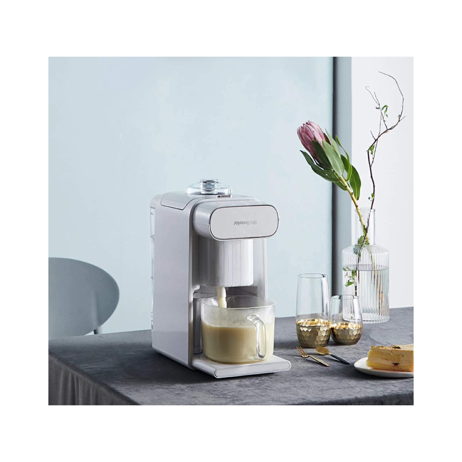 Joyoung DJ10U-K61 Slag free and Filter free Hot Soy Milk Maker with Auto-clean Function-White