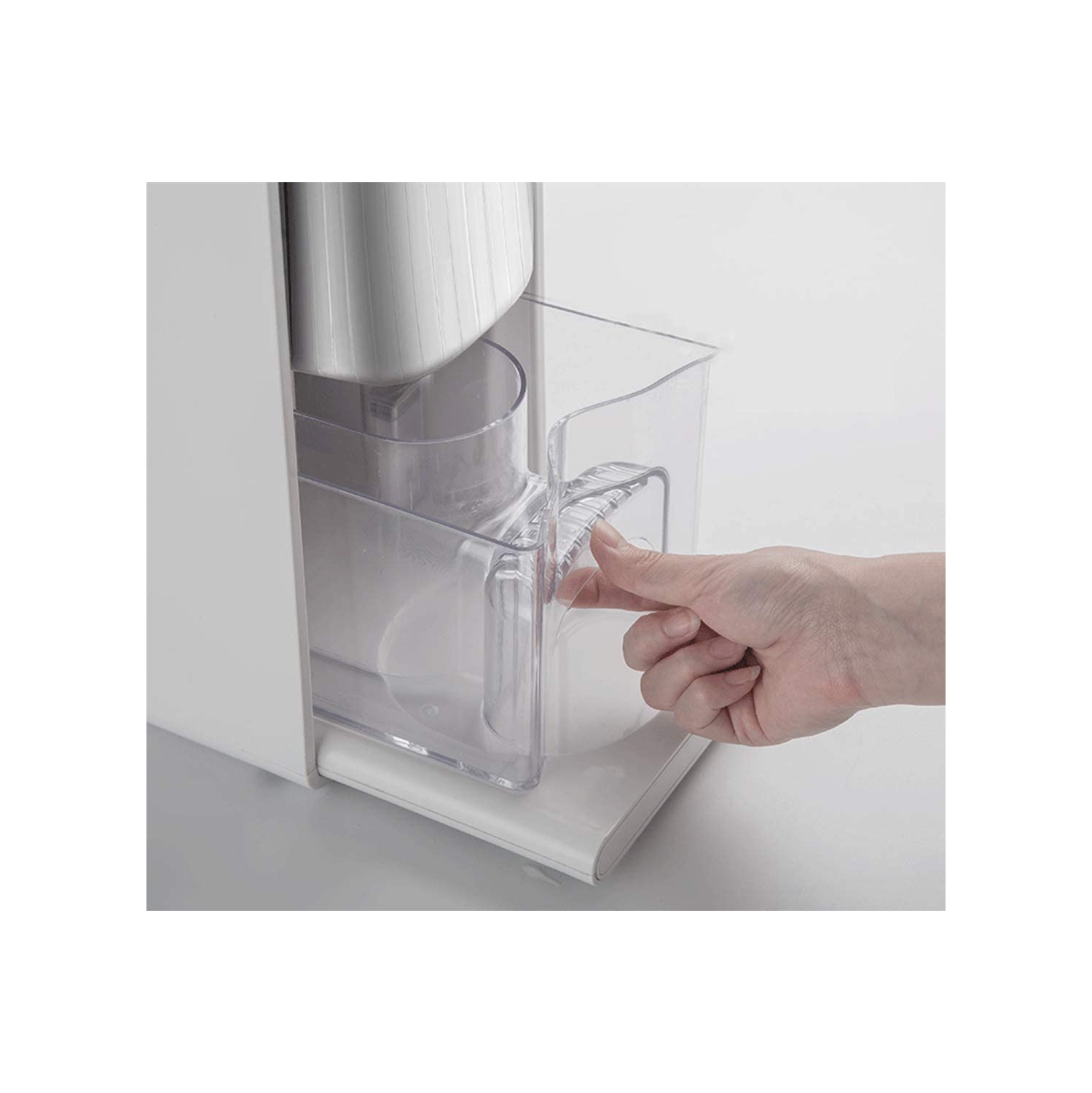 Joyoung DJ10U-K61 Slag free and Filter free Hot Soy Milk Maker with Auto-clean Function-White