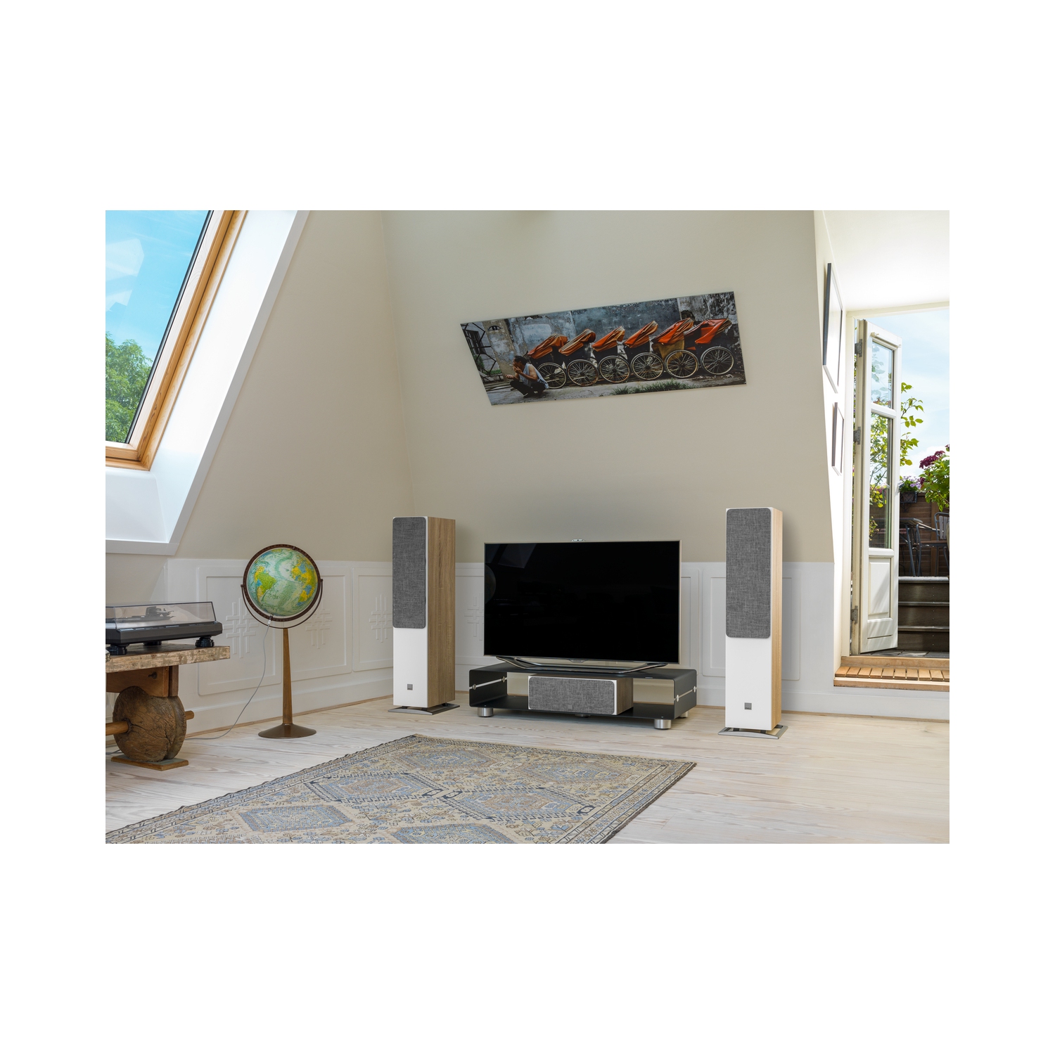 DALI Oberon 7 Floor Standing Speakers in Light Oak