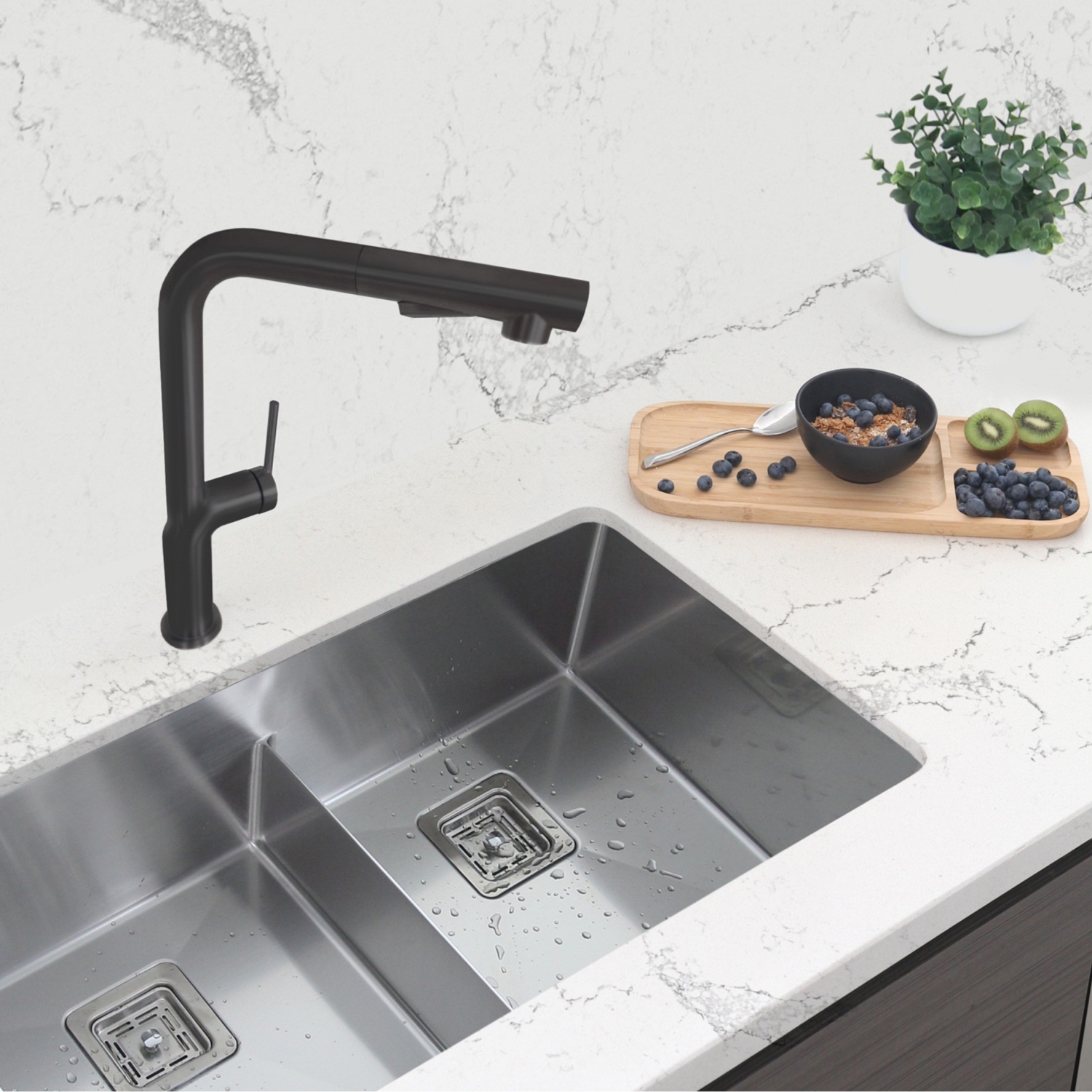 STYLISH Kitchen Sink Faucet Single Handle Pull Down Dual Mode Stainless Steel Matte Black Finish K-146N