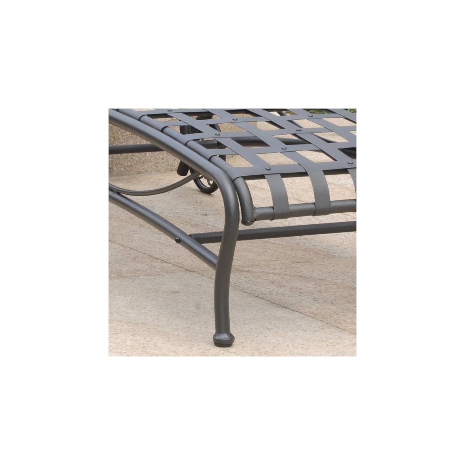 Bowery Hill Iron Patio Chaise Lounge in Antique Black
