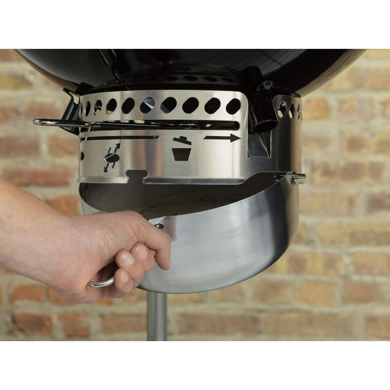 Weber Performer Charcoal BBQ - Black