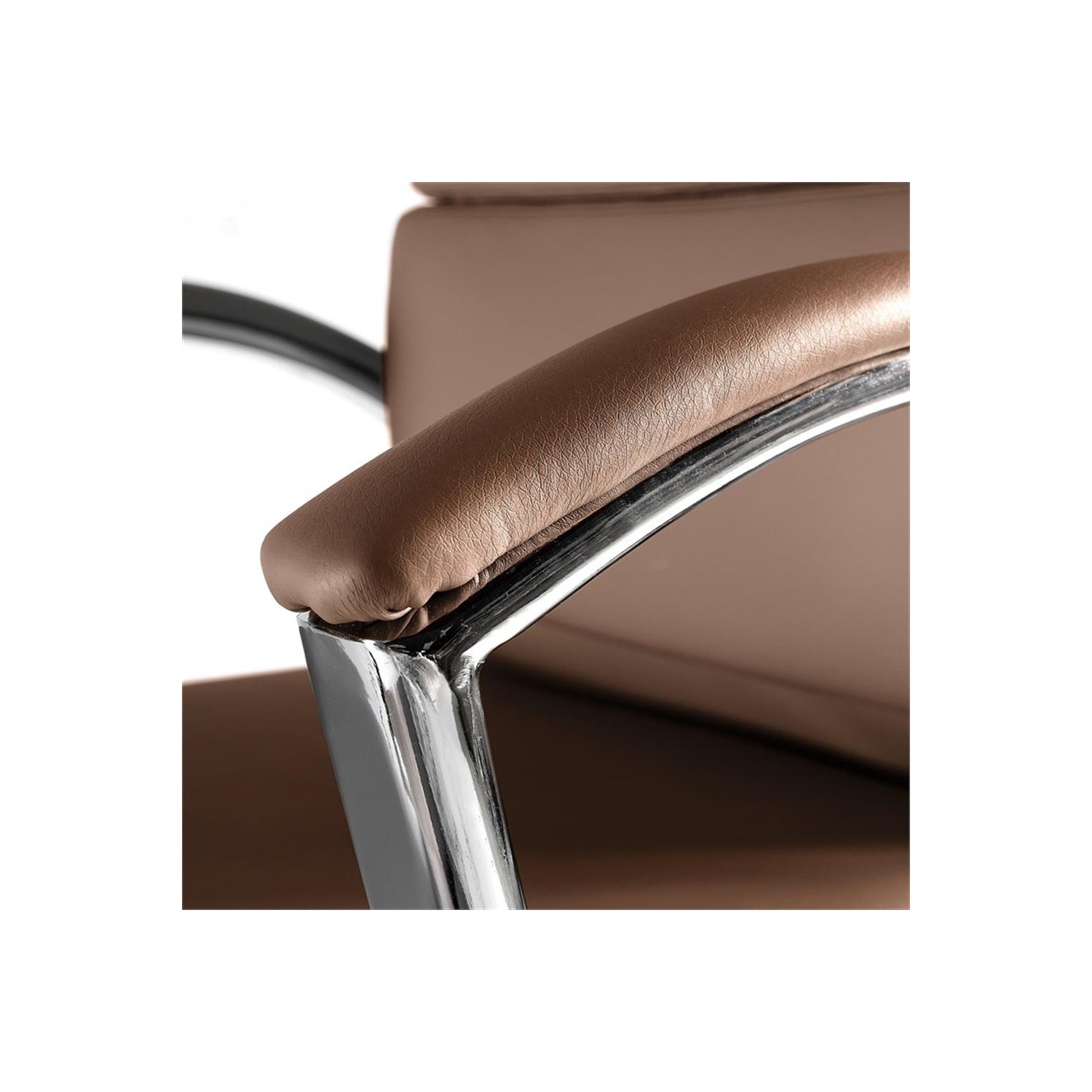 Bush Business Furniture Modelo High Back Leather Executive Office Chair in Tan