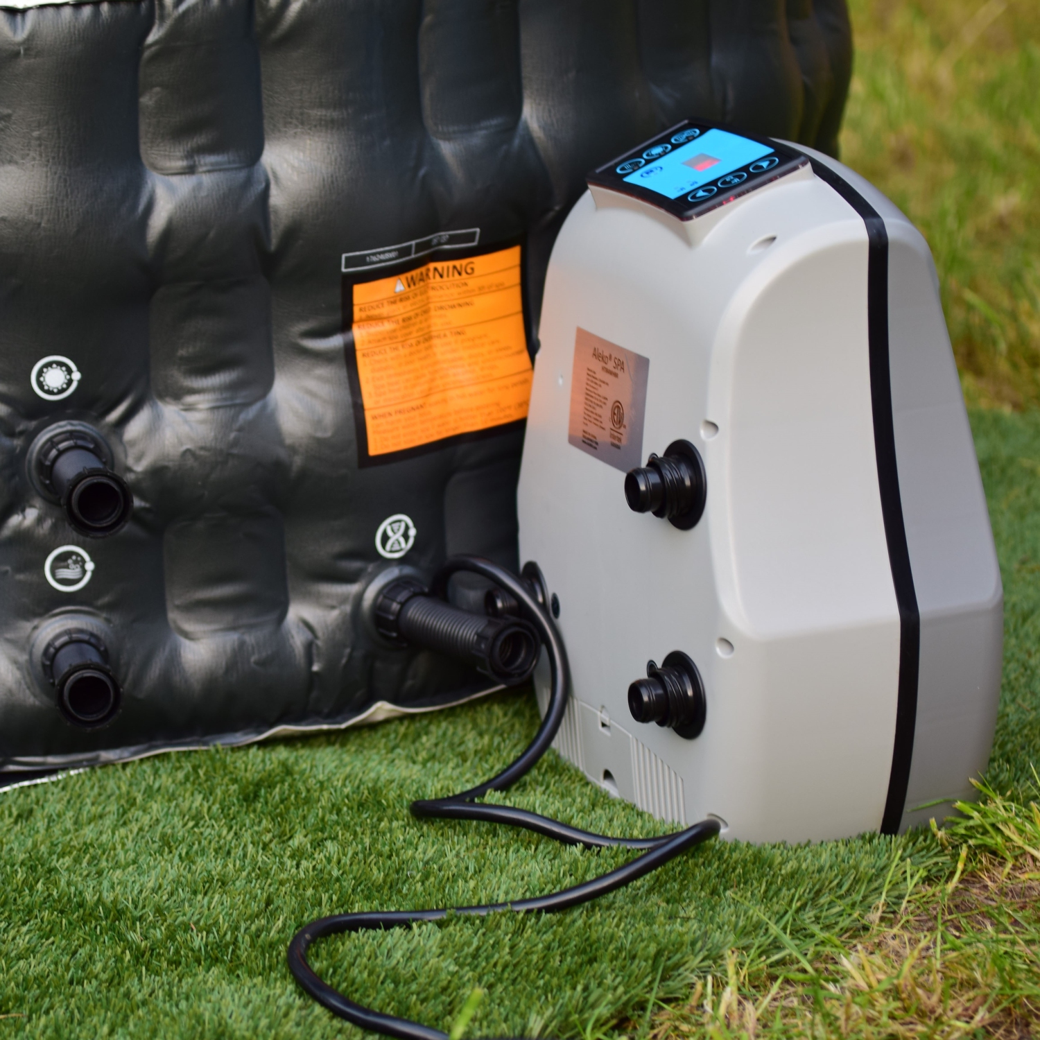 Spa gonflable rond avec couvercle HTIR4WHBR d’ALEKO - 4 personnes - 211 gallons - Brun