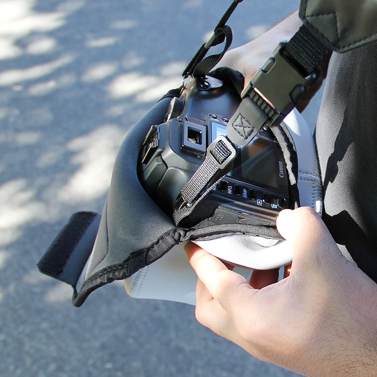 DSLR Camera Case / SLR Camera Sleeve with Neoprene Protection and Holster Belt Loop